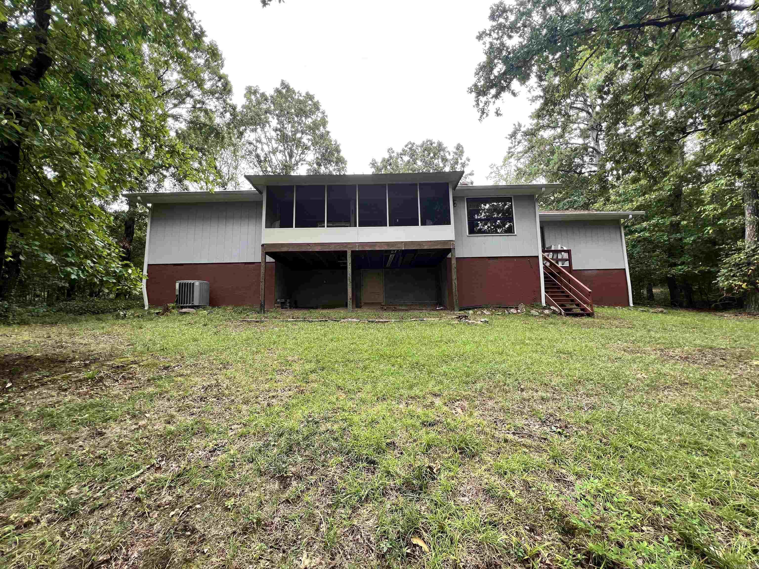 MOUNTAIN RANCH - Residential