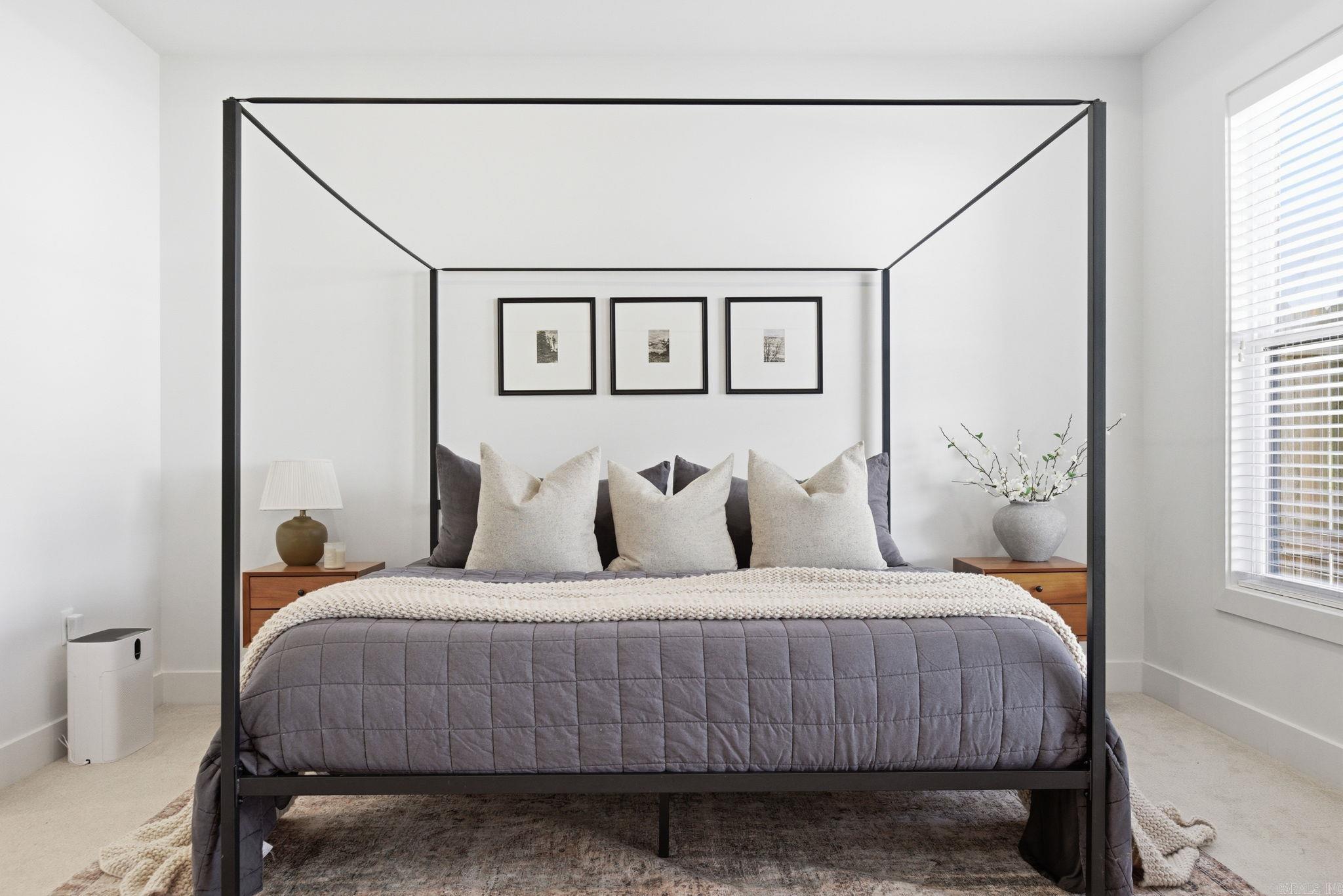 MIDTOWN BRYANT - Residential