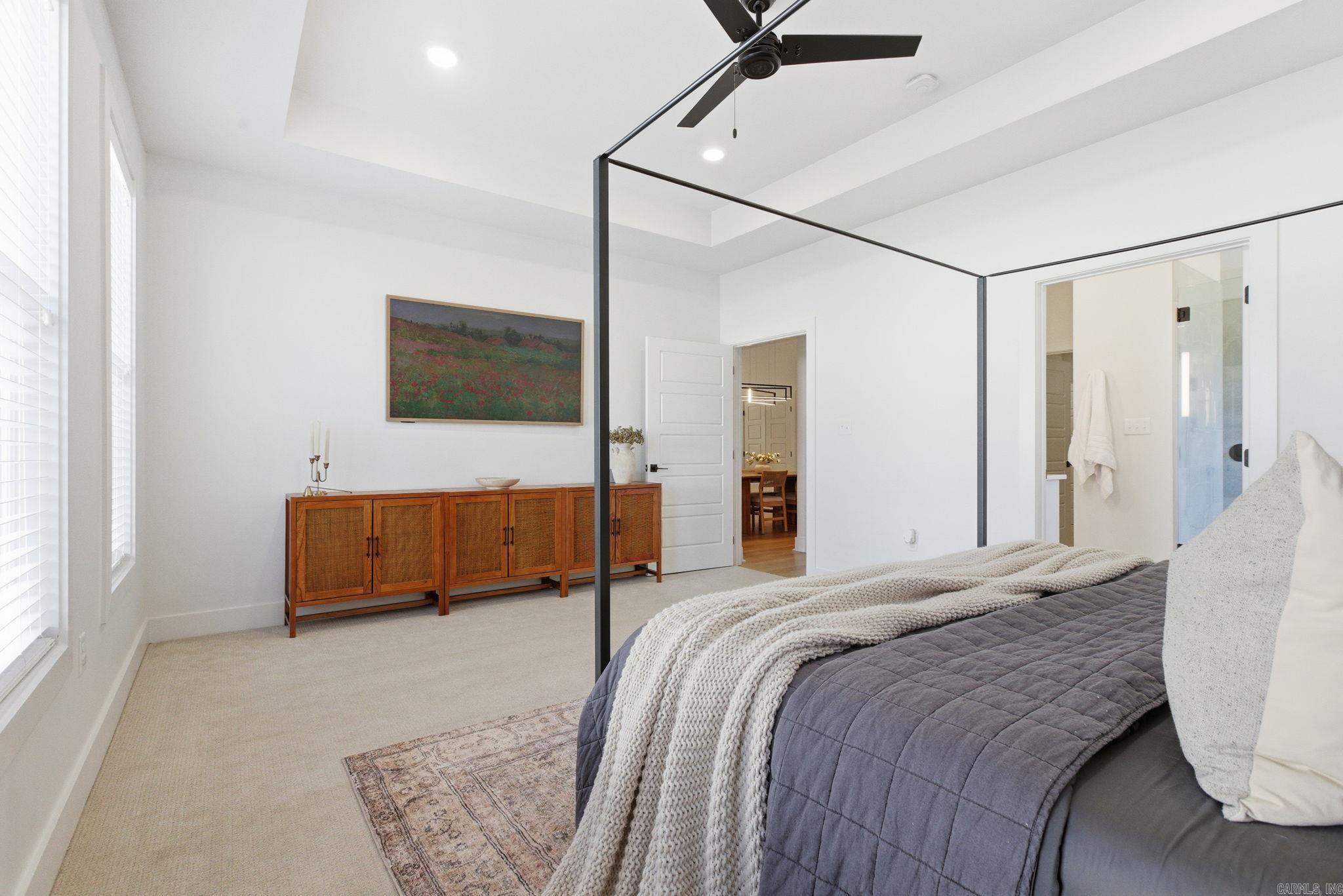 MIDTOWN BRYANT - Residential