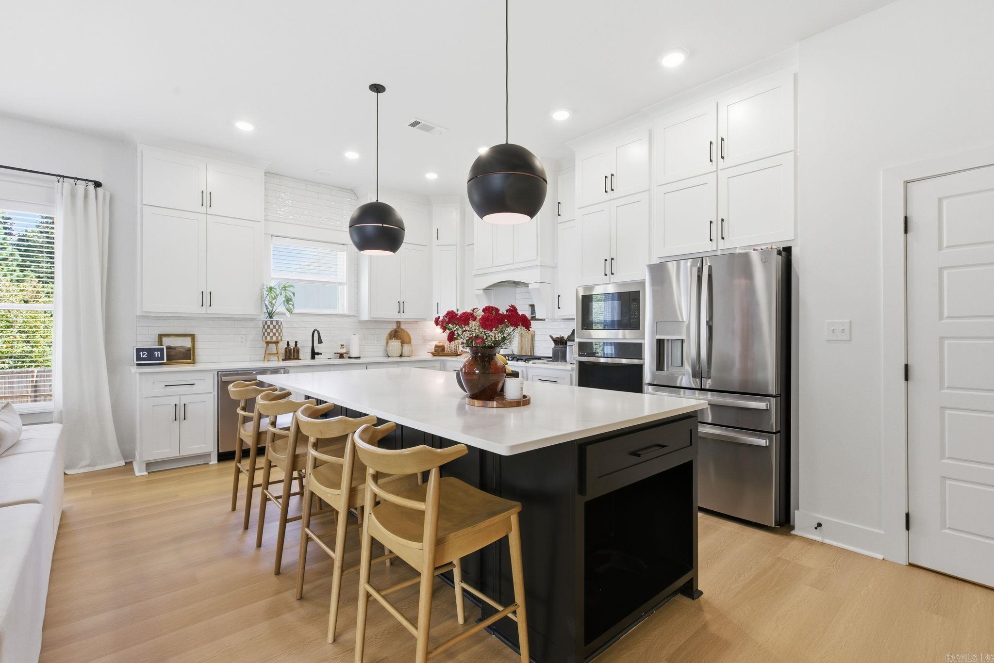 MIDTOWN BRYANT - Residential