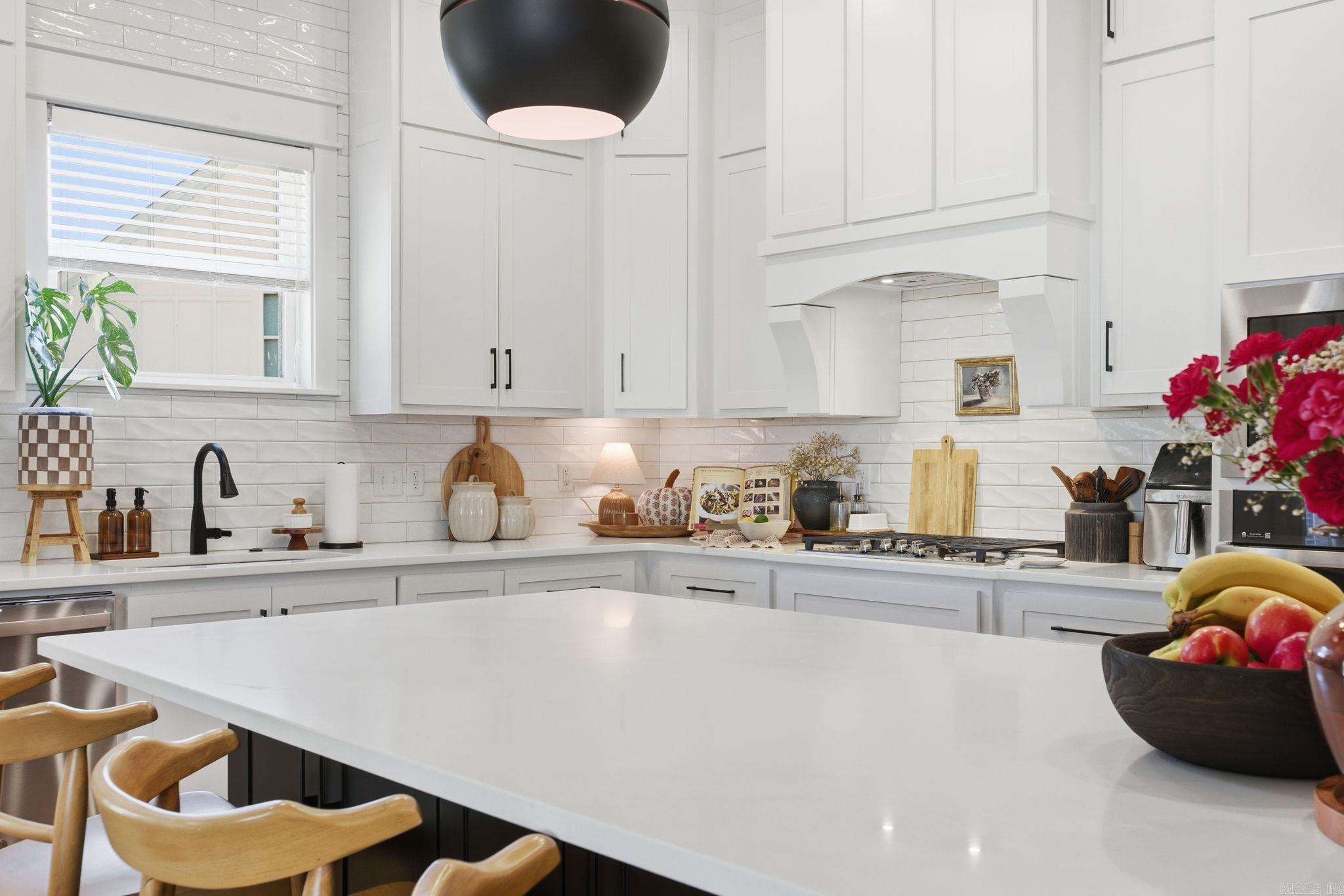 MIDTOWN BRYANT - Residential