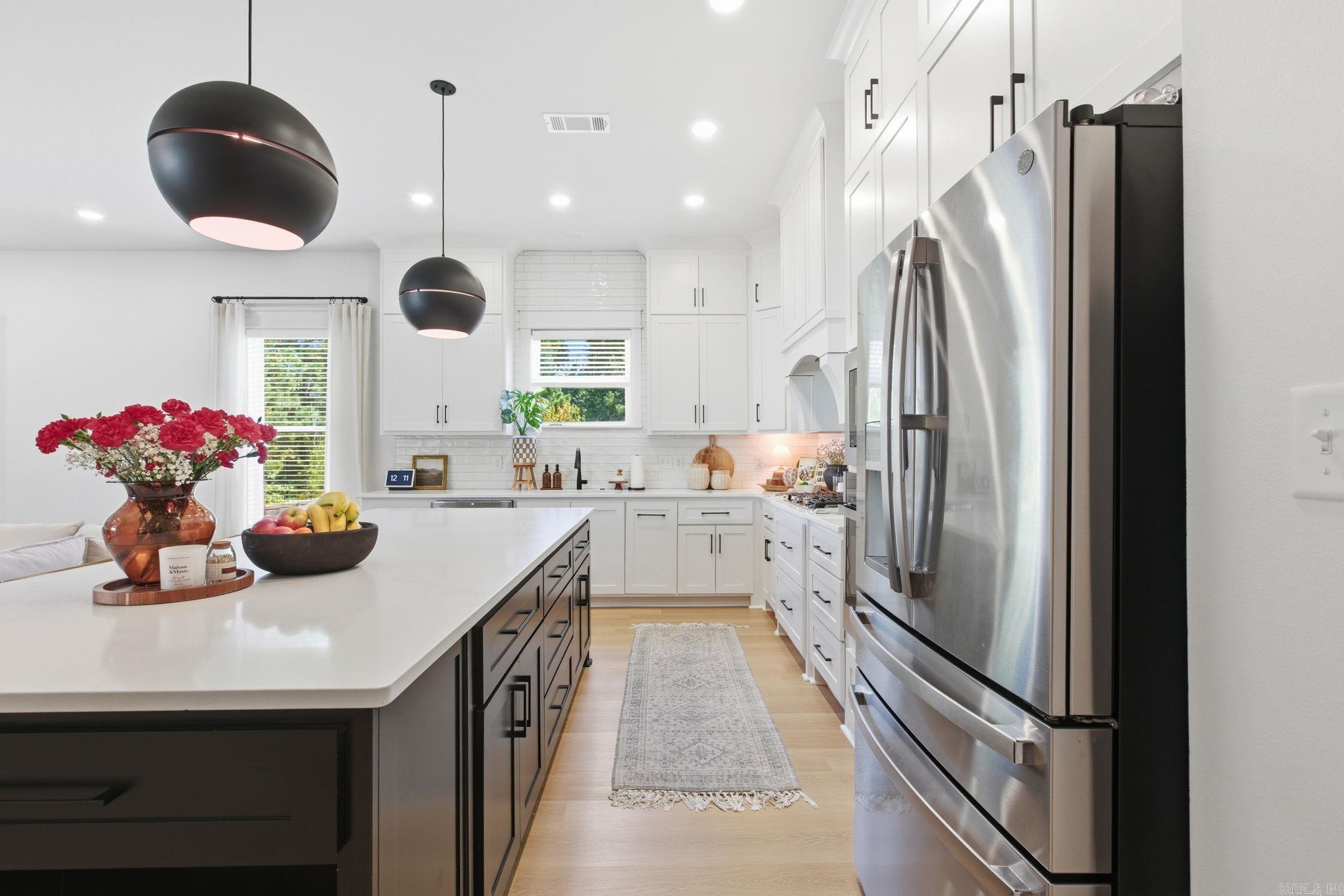 MIDTOWN BRYANT - Residential