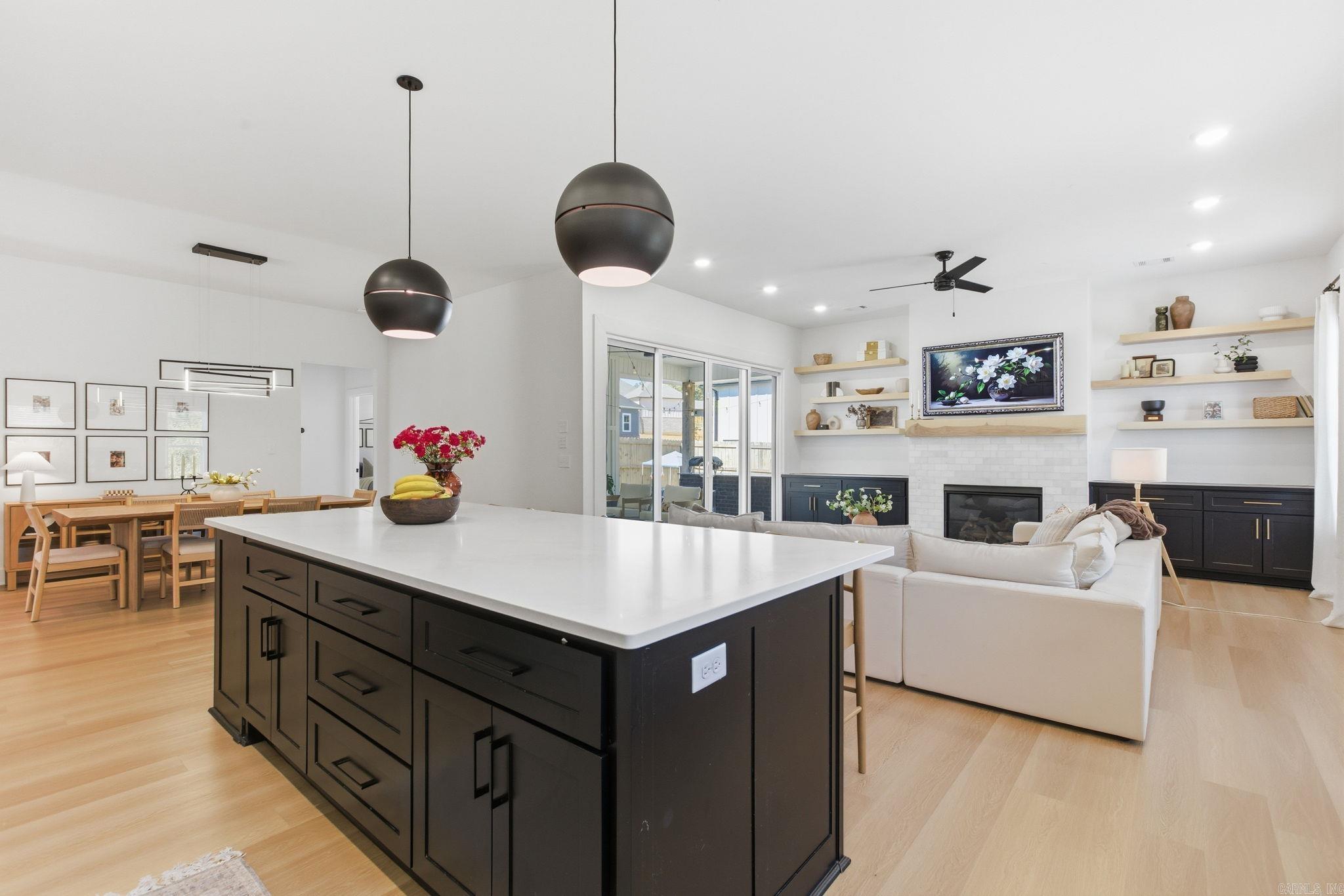 MIDTOWN BRYANT - Residential