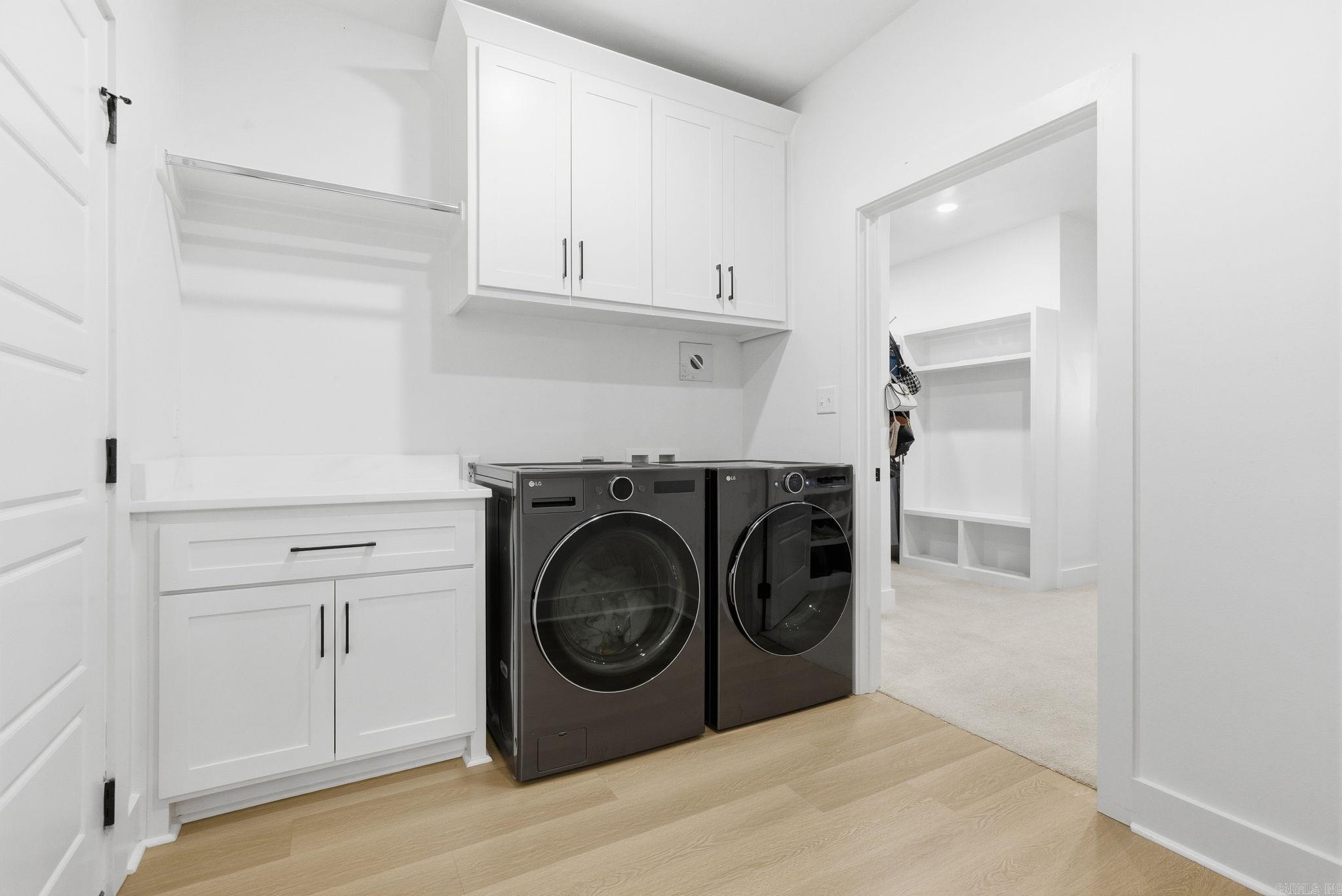 MIDTOWN BRYANT - Residential