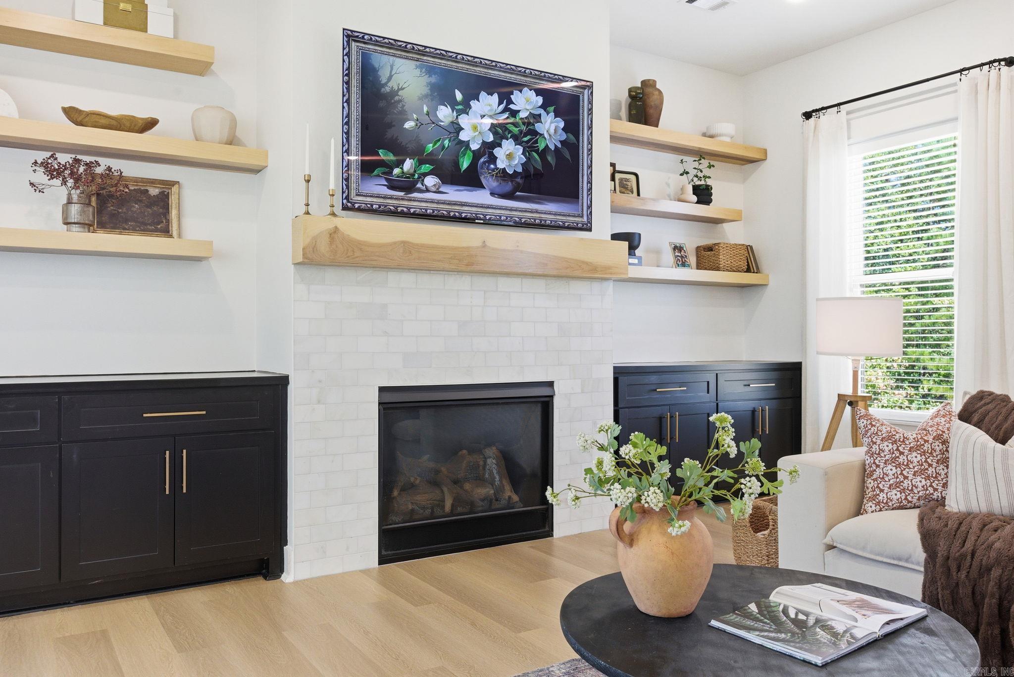 MIDTOWN BRYANT - Residential