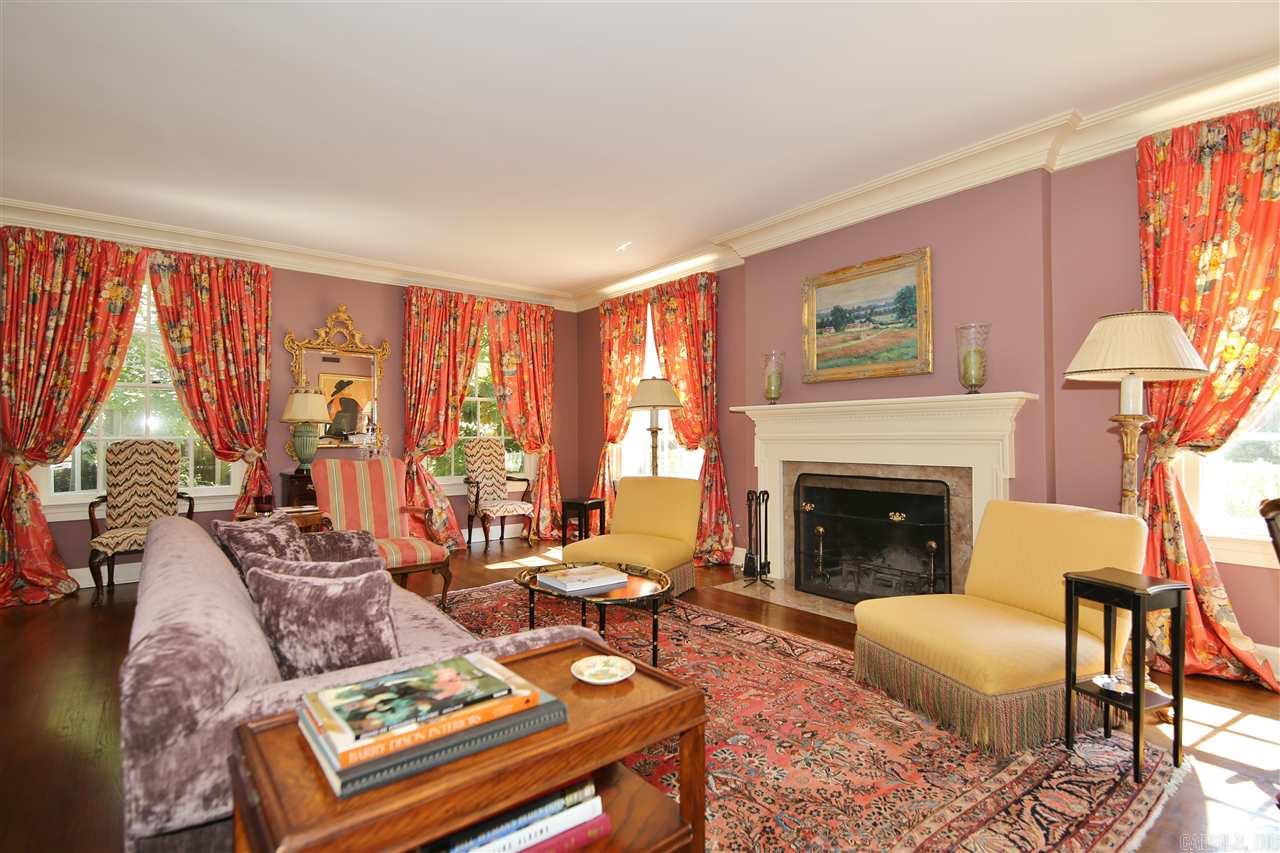 BEVERLY PLACE - Residential