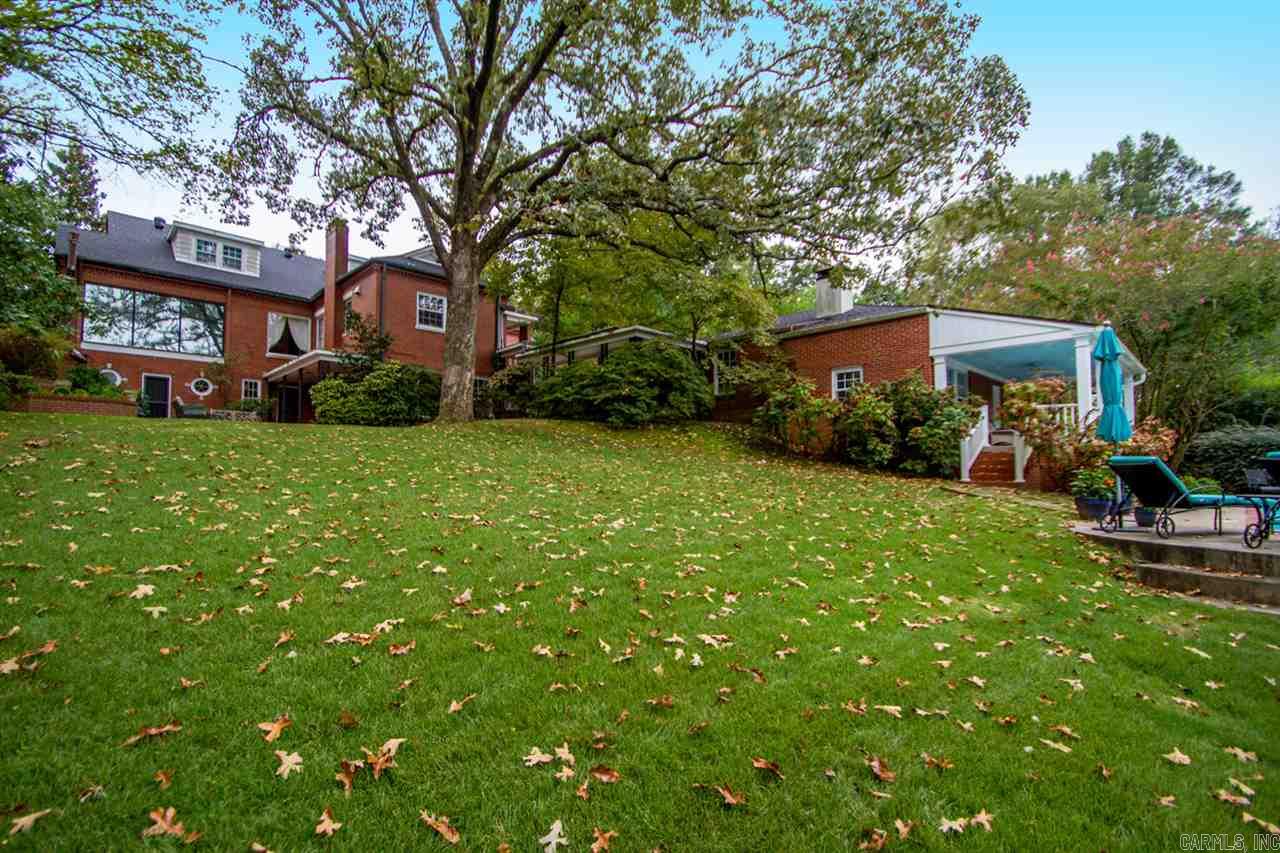 BEVERLY PLACE - Residential