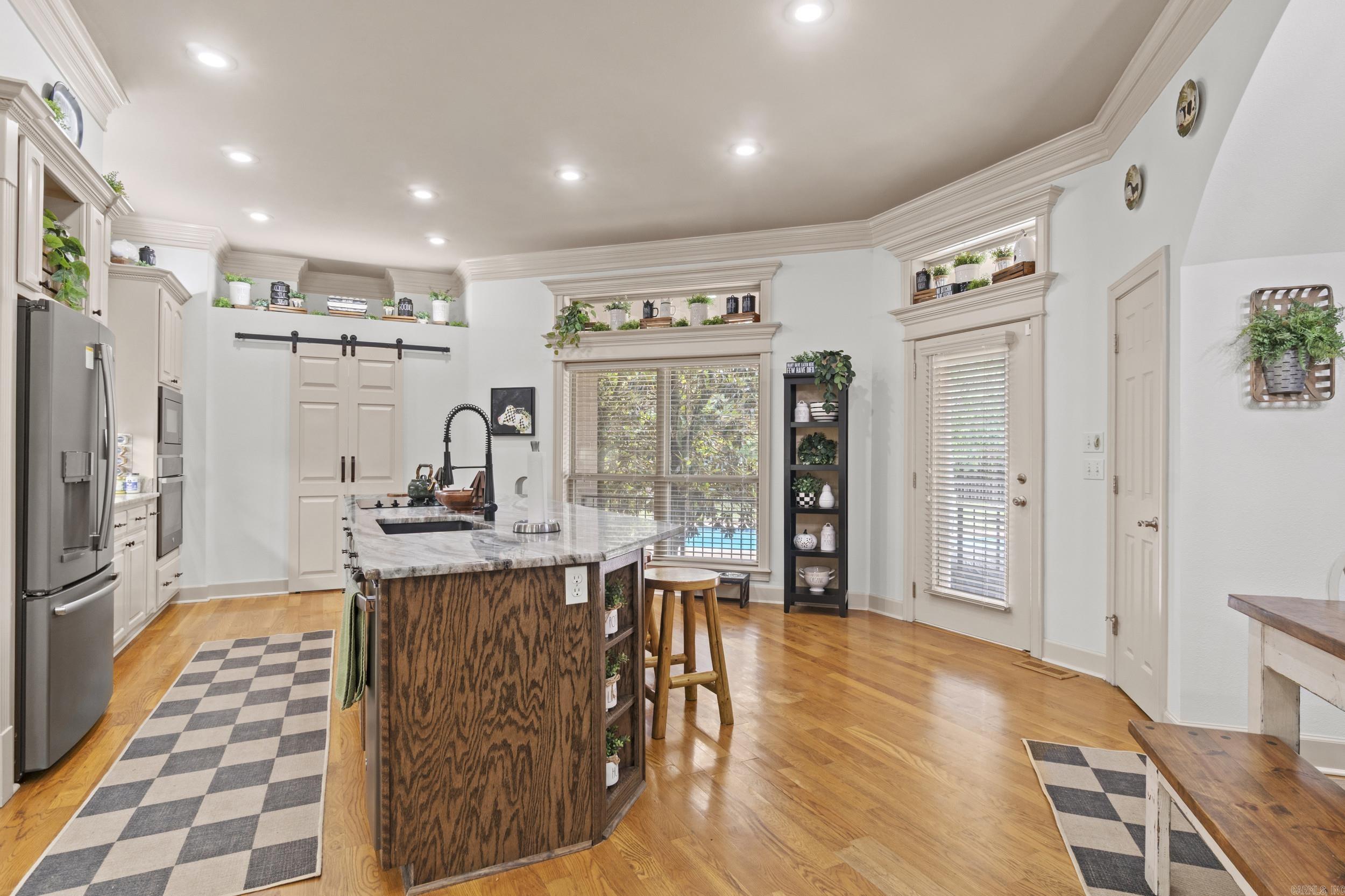 RIDGE ESTATES S/D - Residential