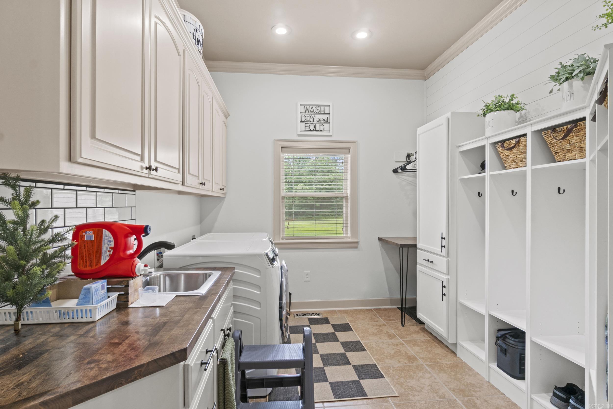 RIDGE ESTATES S/D - Residential