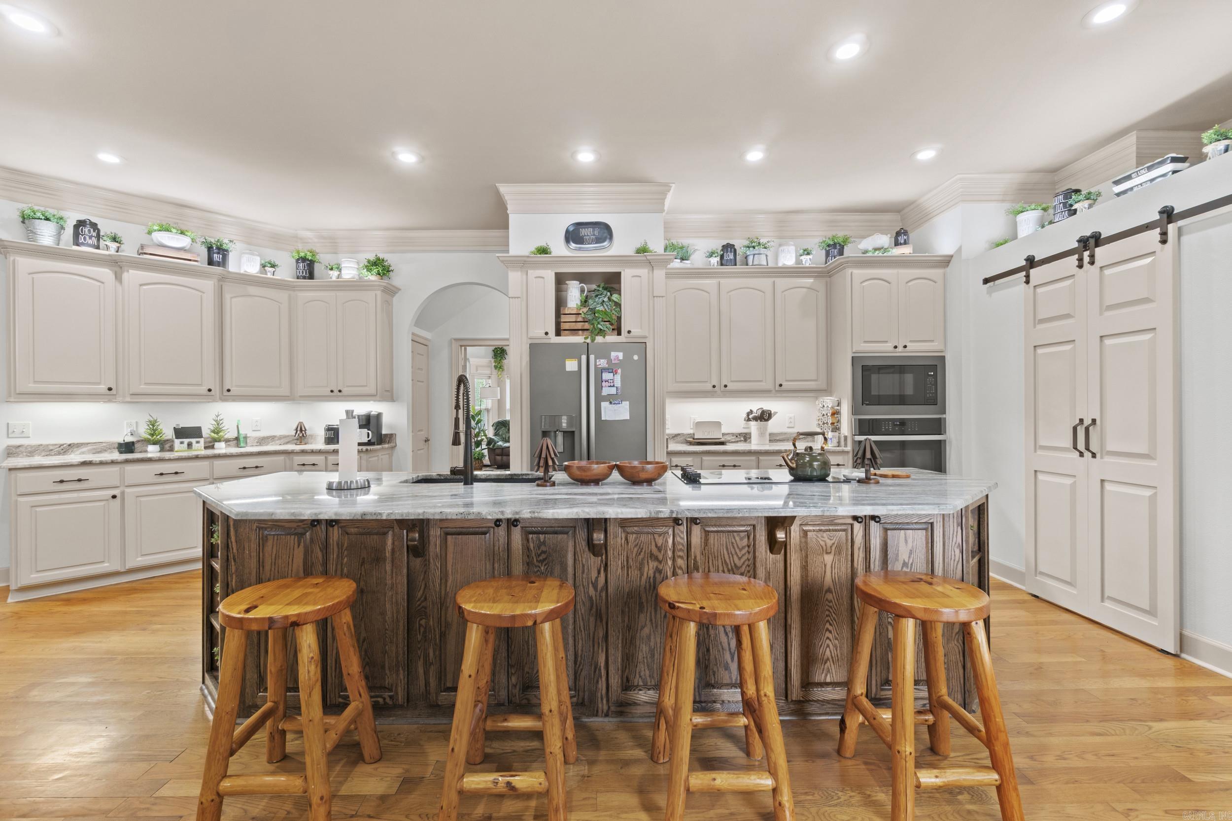 RIDGE ESTATES S/D - Residential