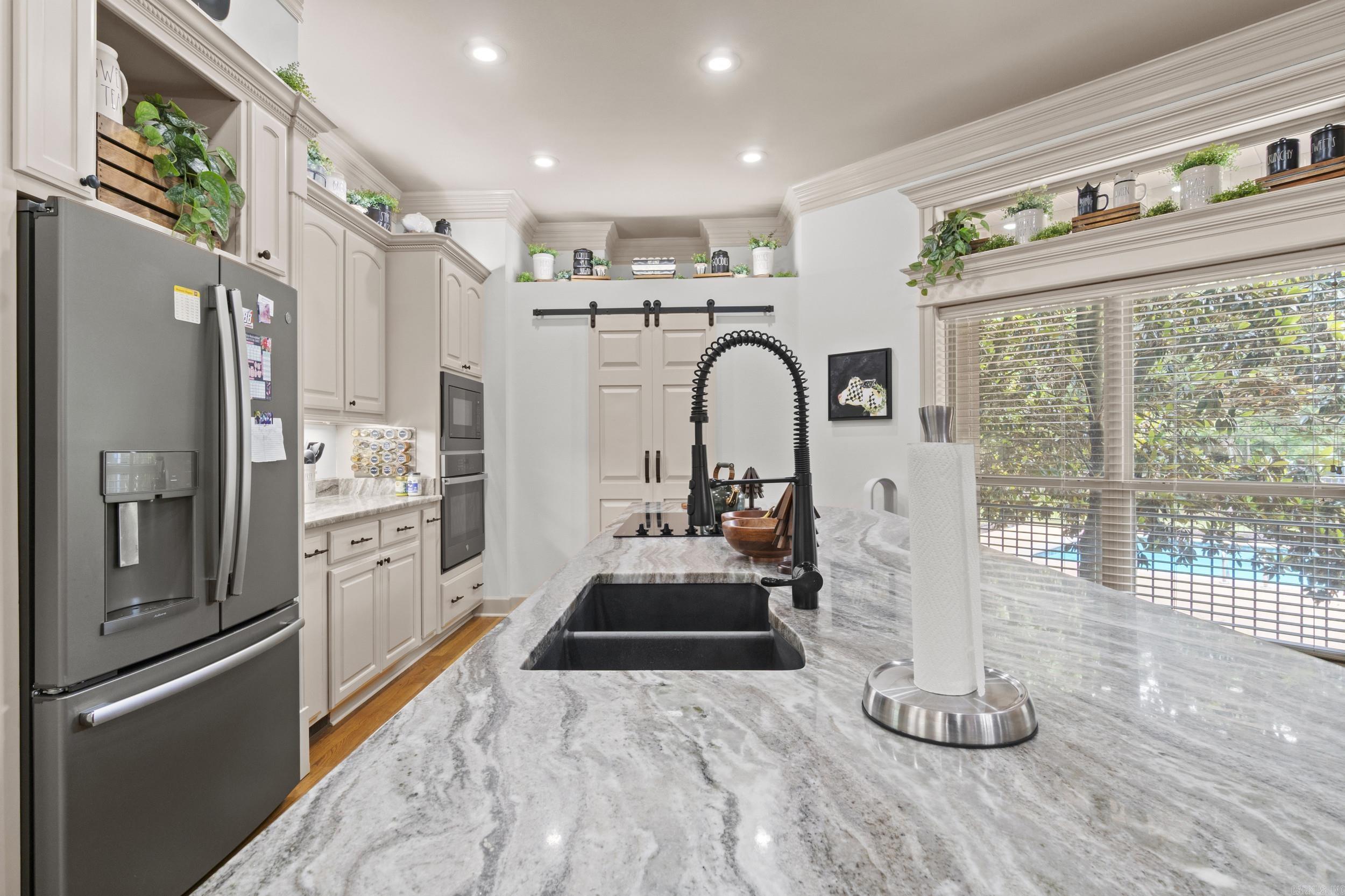 RIDGE ESTATES S/D - Residential