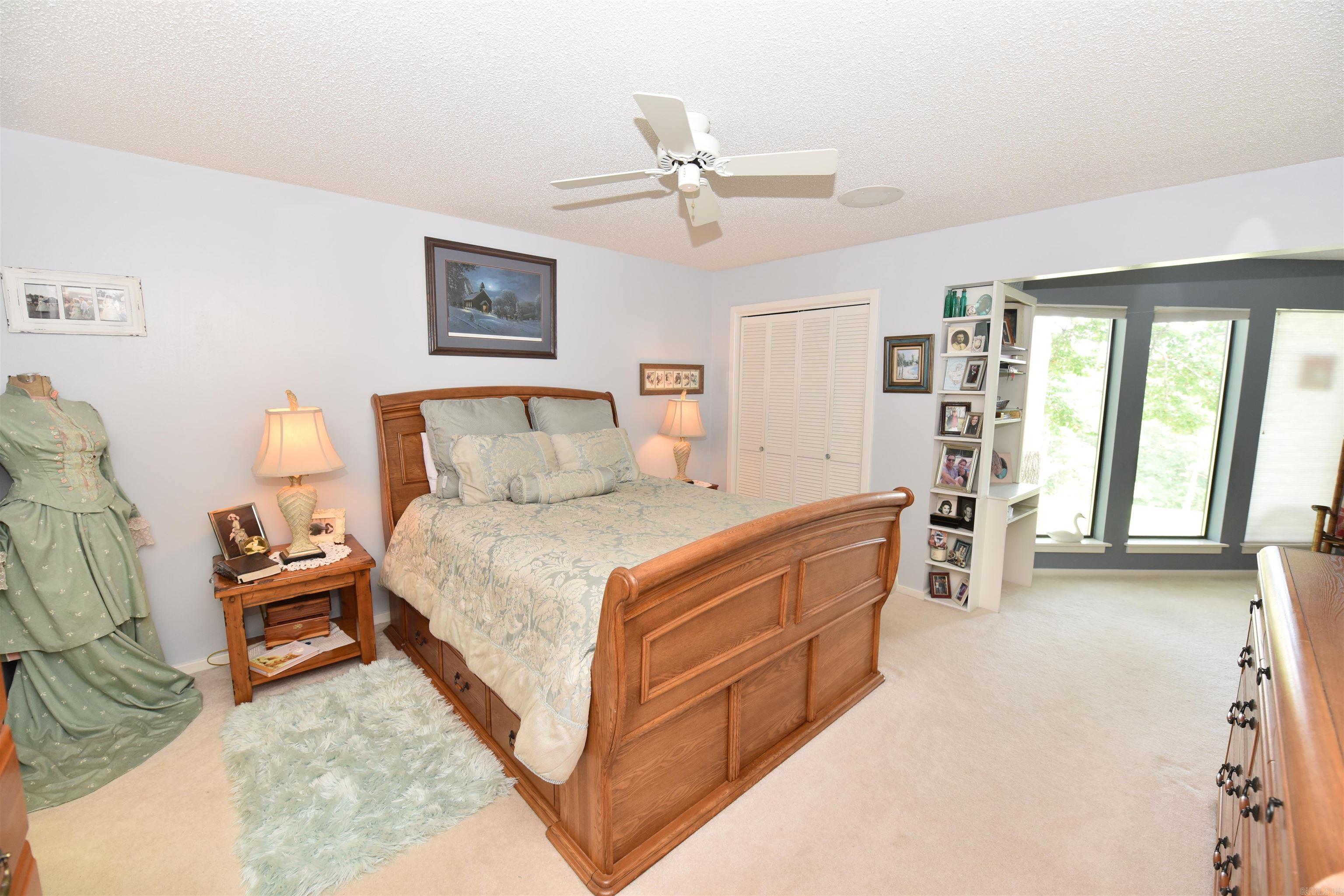 COUNTRY CLUB RIDGE TOWN - Residential