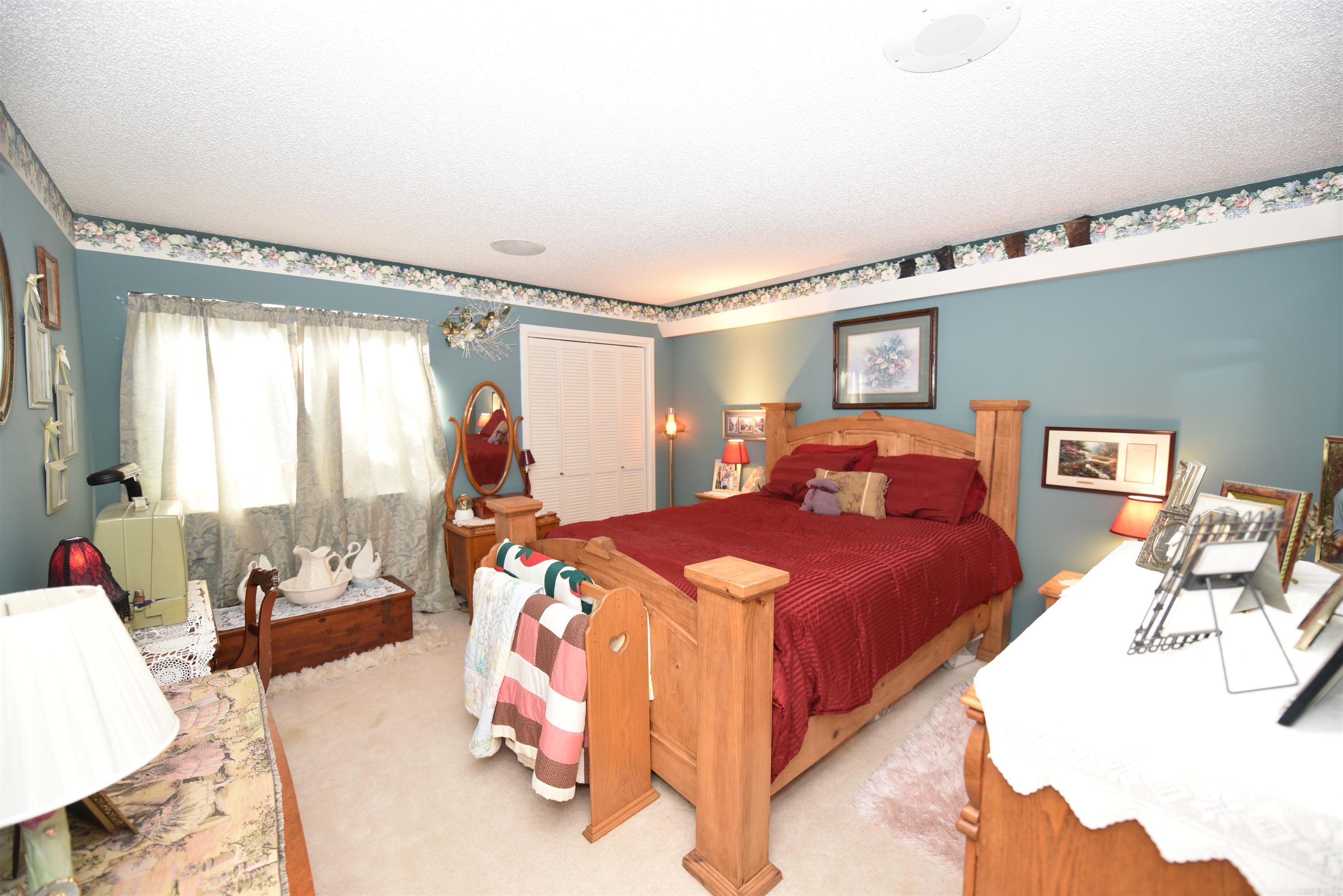 COUNTRY CLUB RIDGE TOWN - Residential