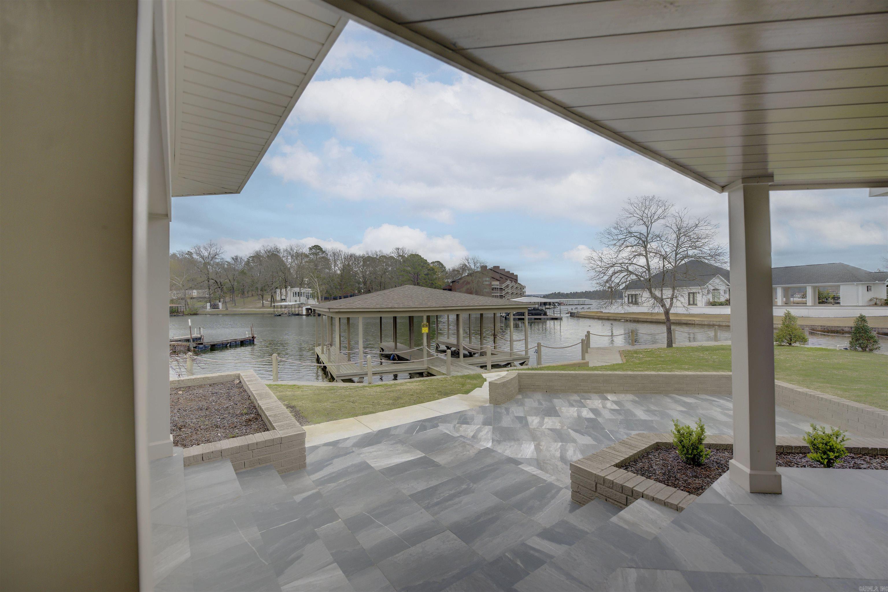 Garland - Residential
