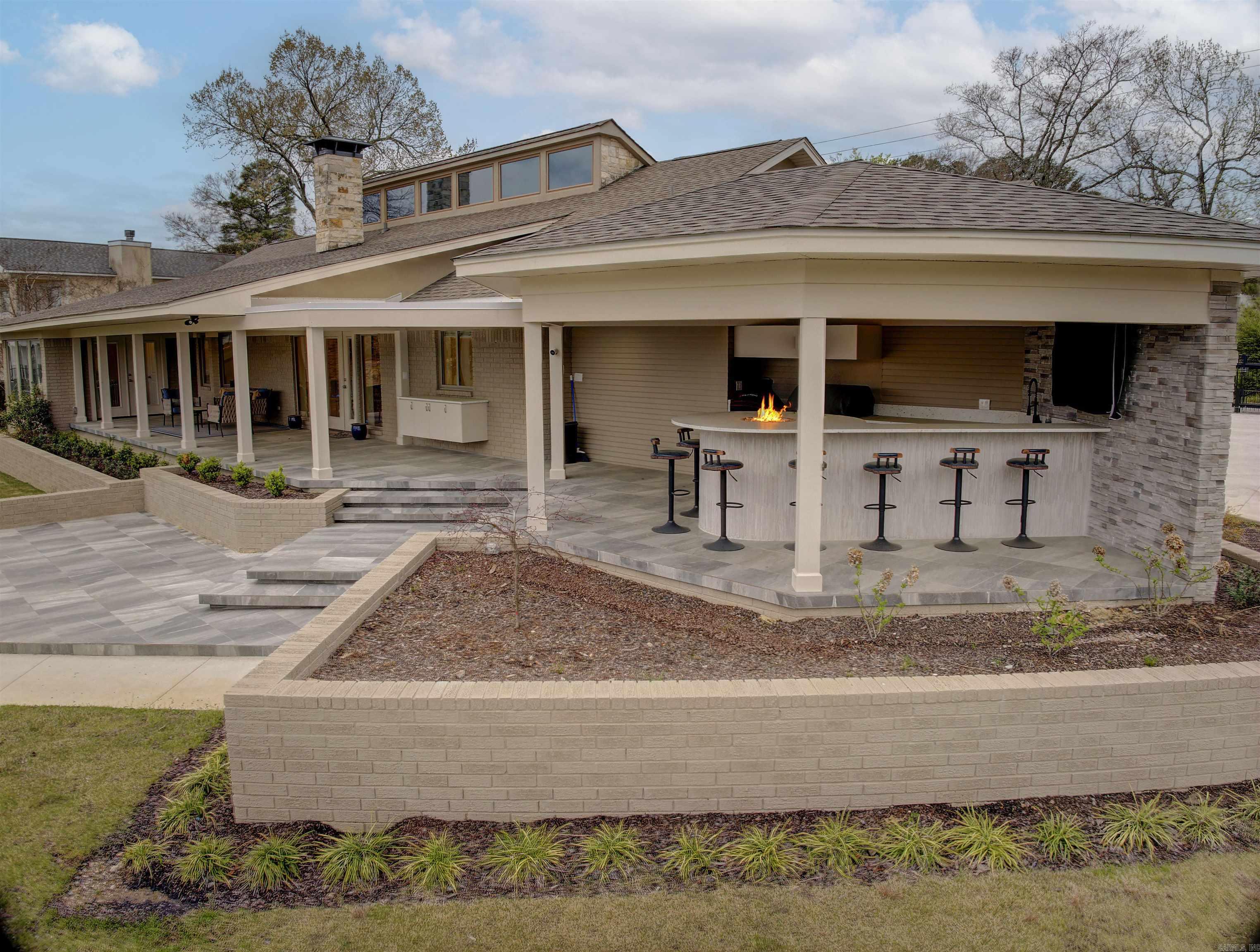 Garland - Residential