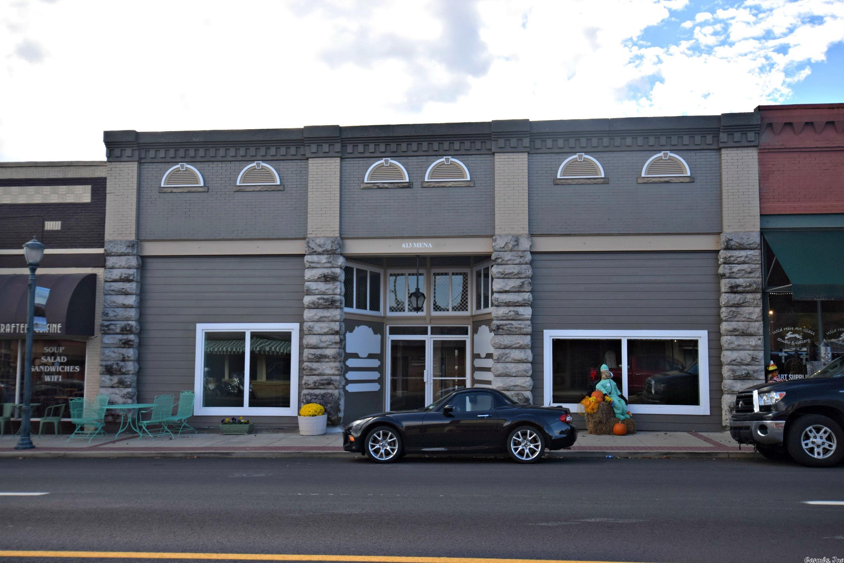 Mena Original - Commercial Sale