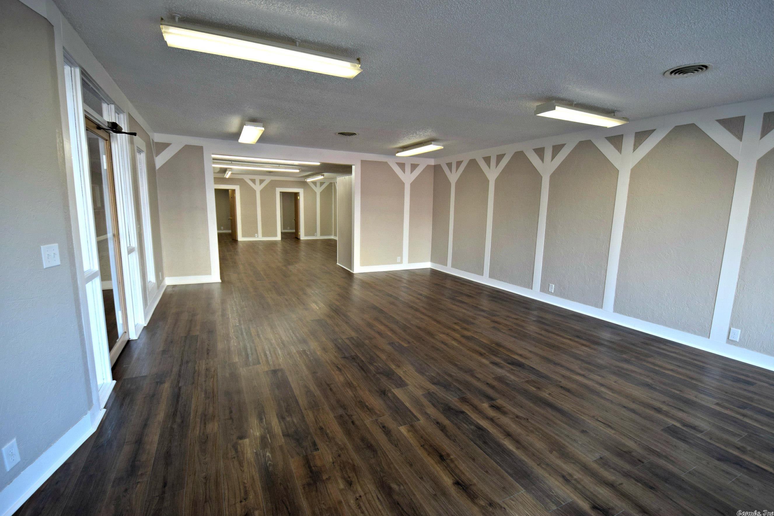 Mena Original - Commercial Sale