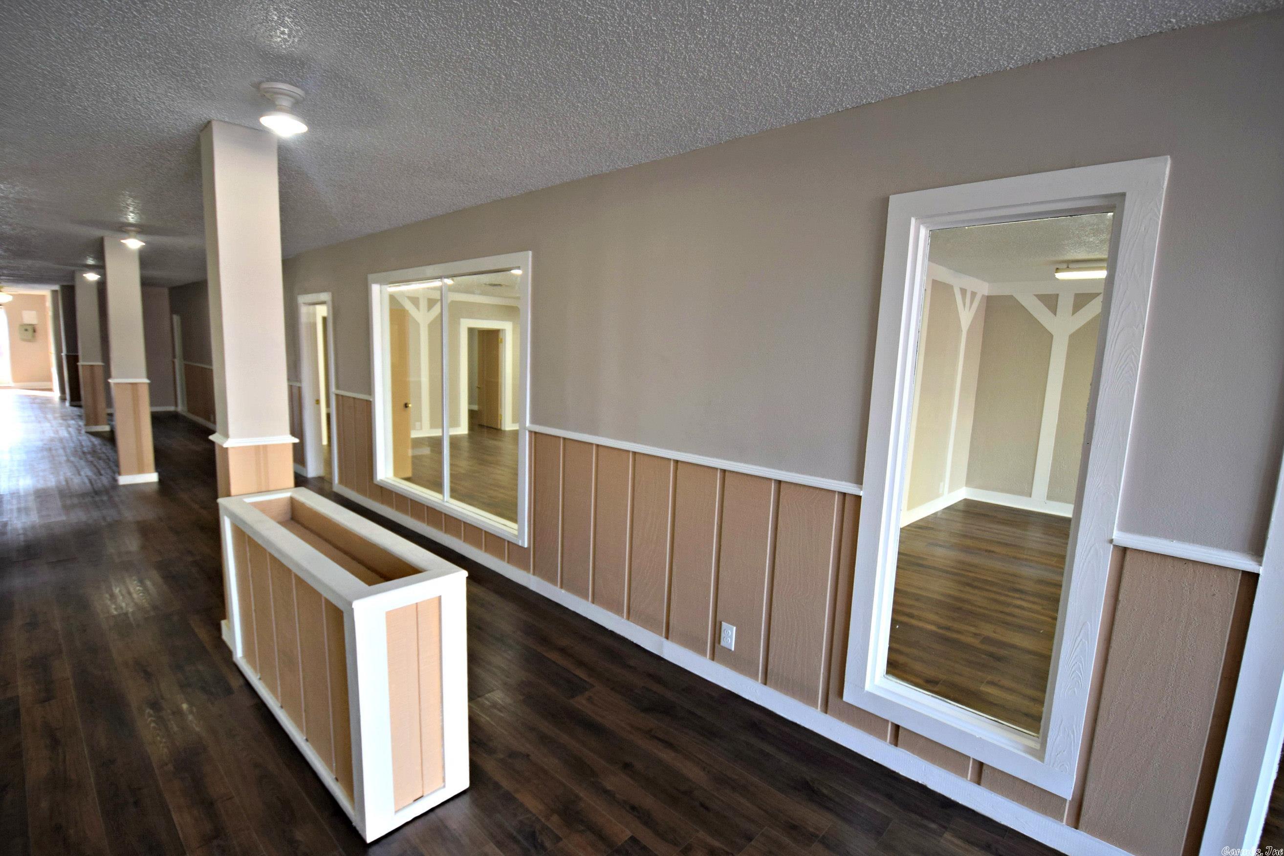 Mena Original - Commercial Sale