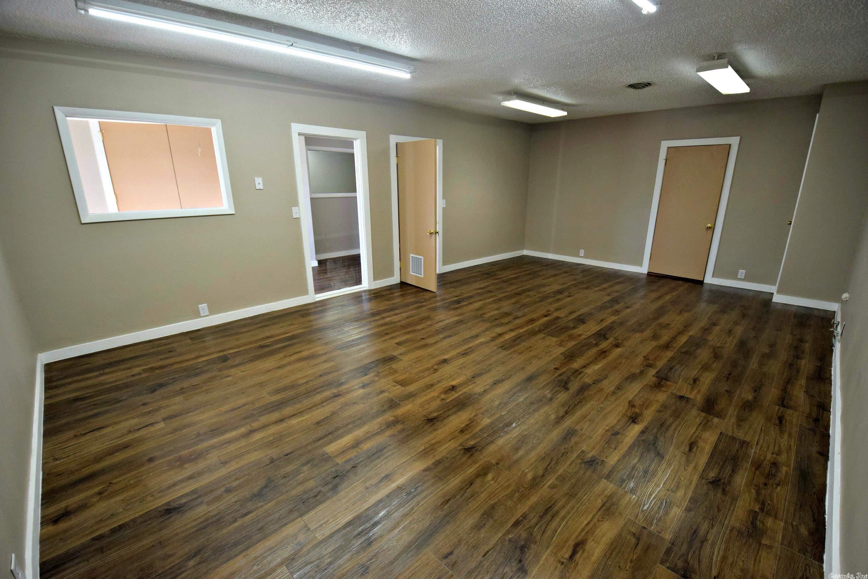 Mena Original - Commercial Sale