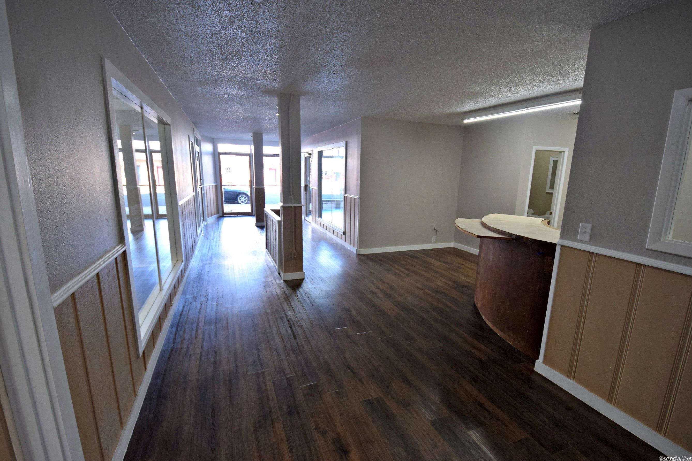 Mena Original - Commercial Sale