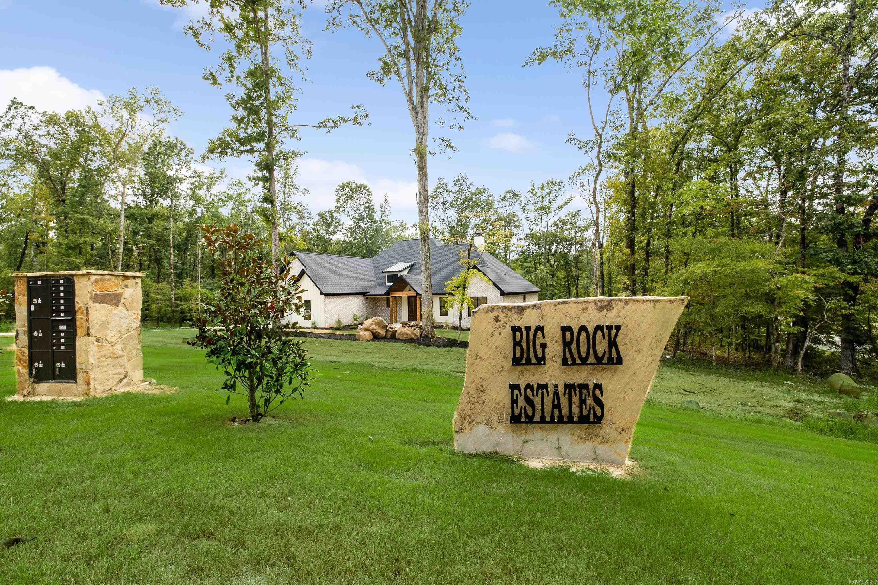 BIG ROCK ESTATES - Residential