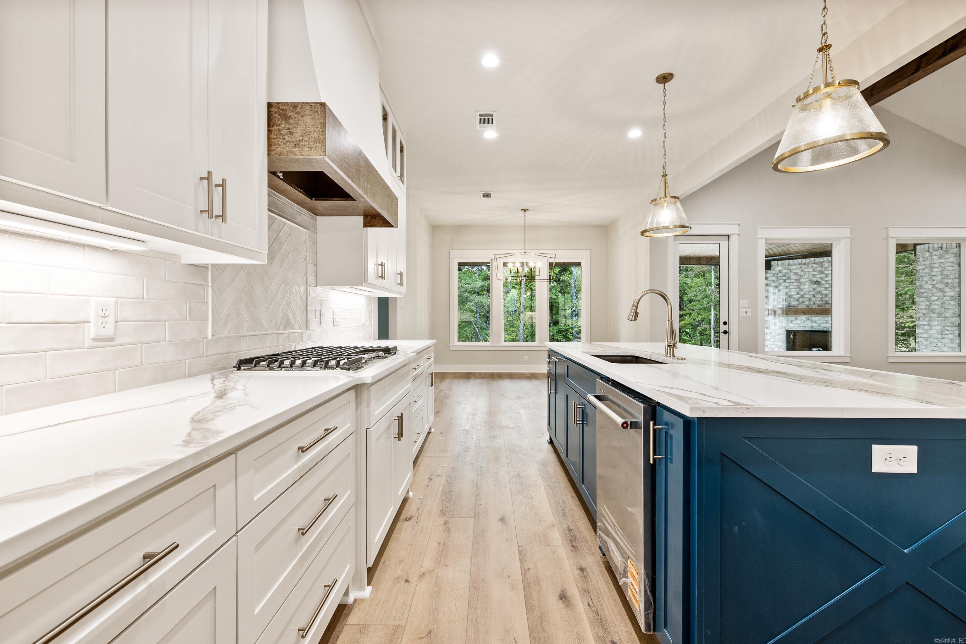 BIG ROCK ESTATES - Residential