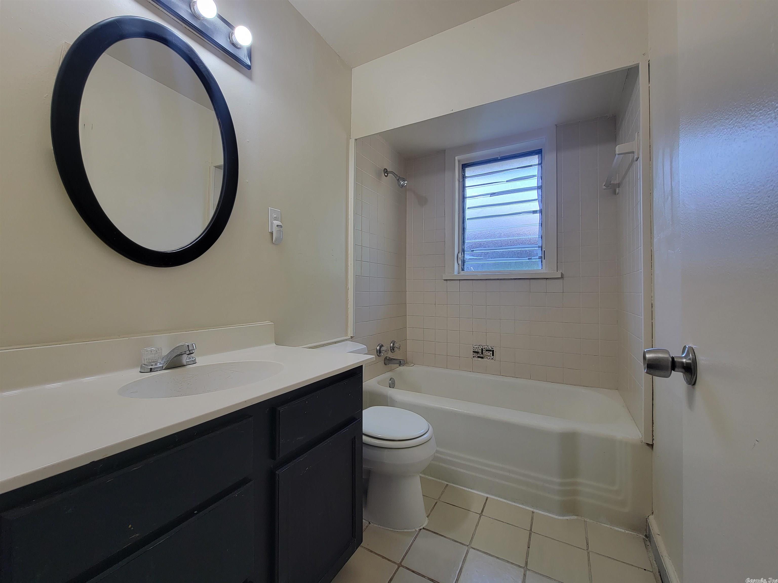 Sunnymeade - Residential Lease