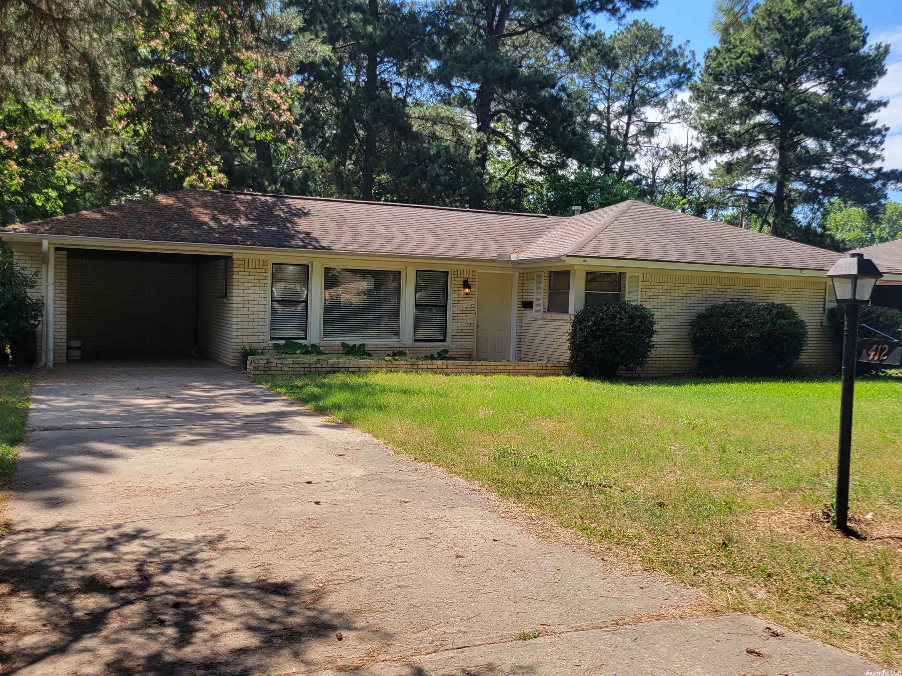 Sunnymeade - Residential Lease