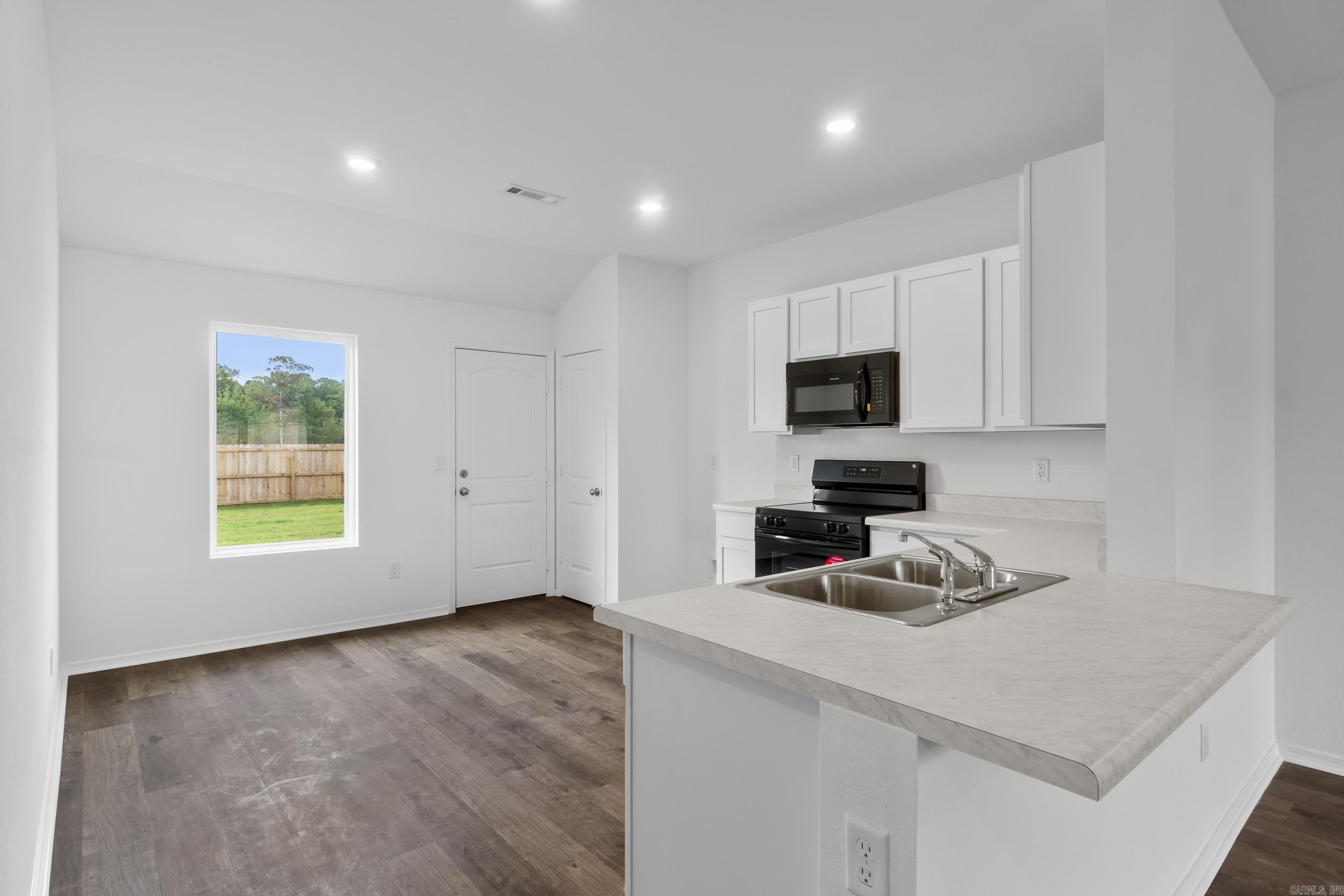 SPRINGLAKE TRAILS - Residential