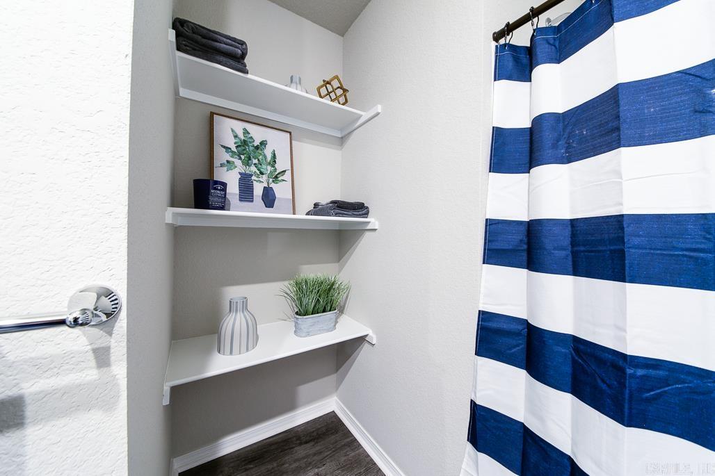 STAGECOACH MEADOWS - Residential