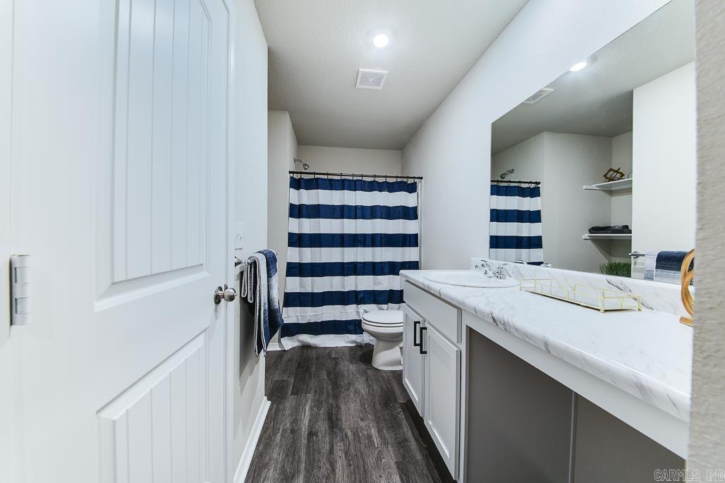 STAGECOACH MEADOWS - Residential