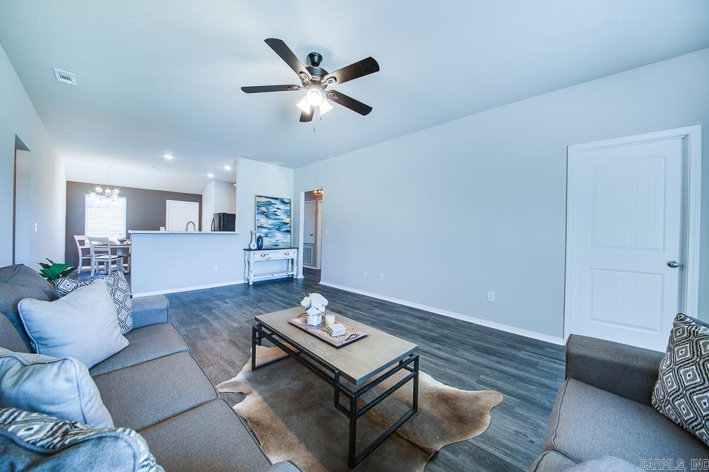 STAGECOACH MEADOWS - Residential