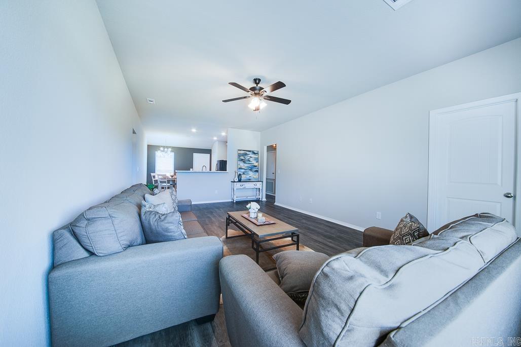 STAGECOACH MEADOWS - Residential