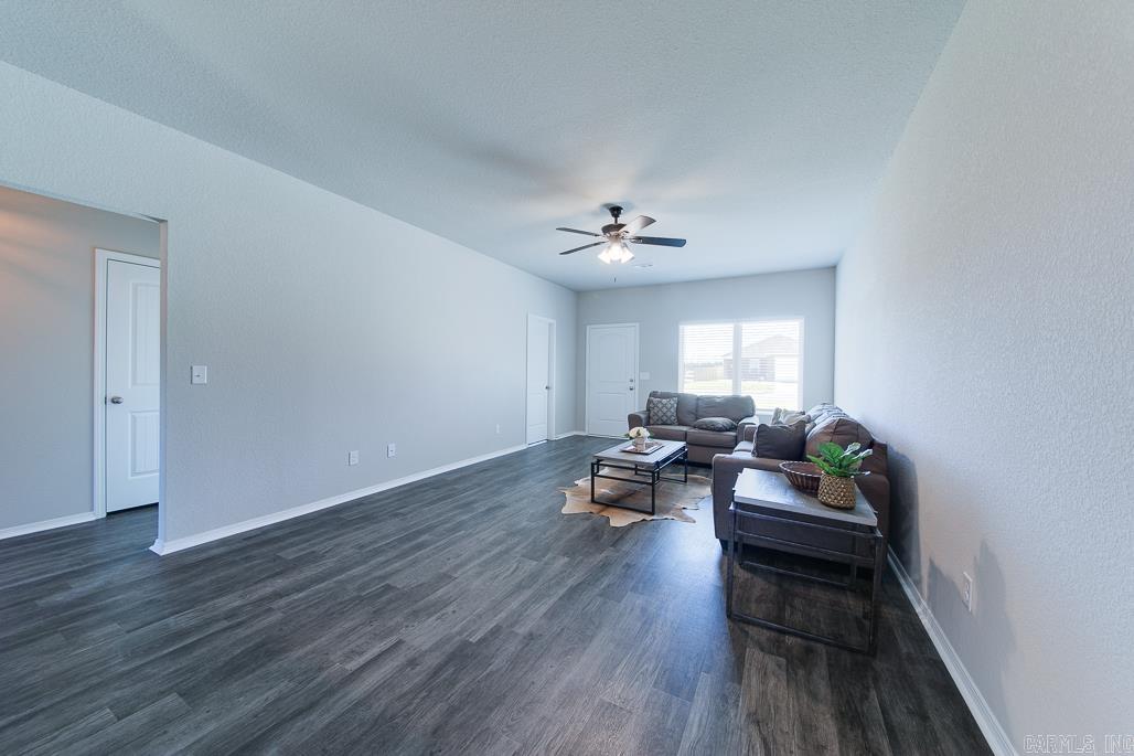 STAGECOACH MEADOWS - Residential