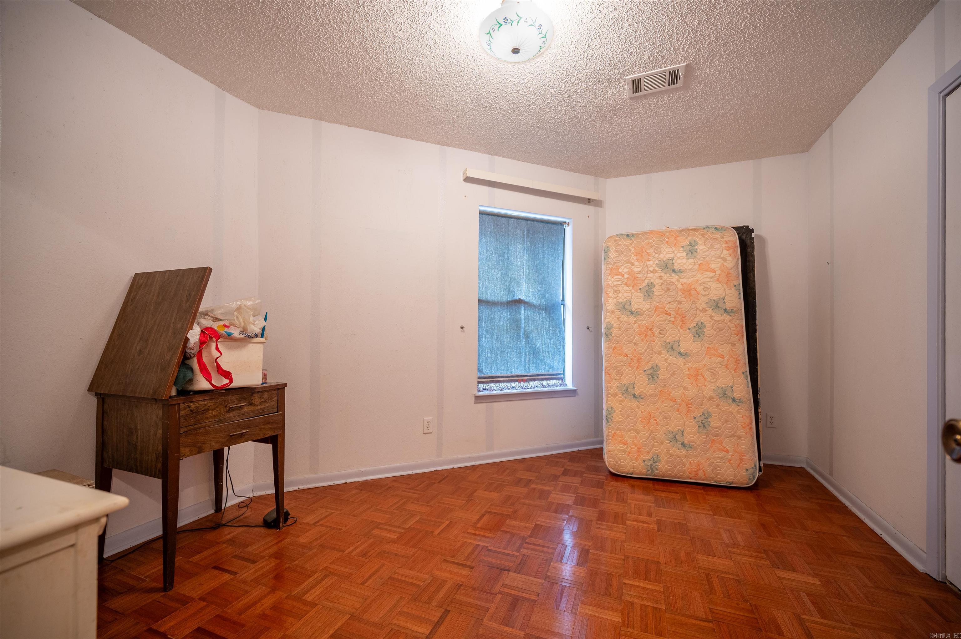 Oak Ridge - Residential