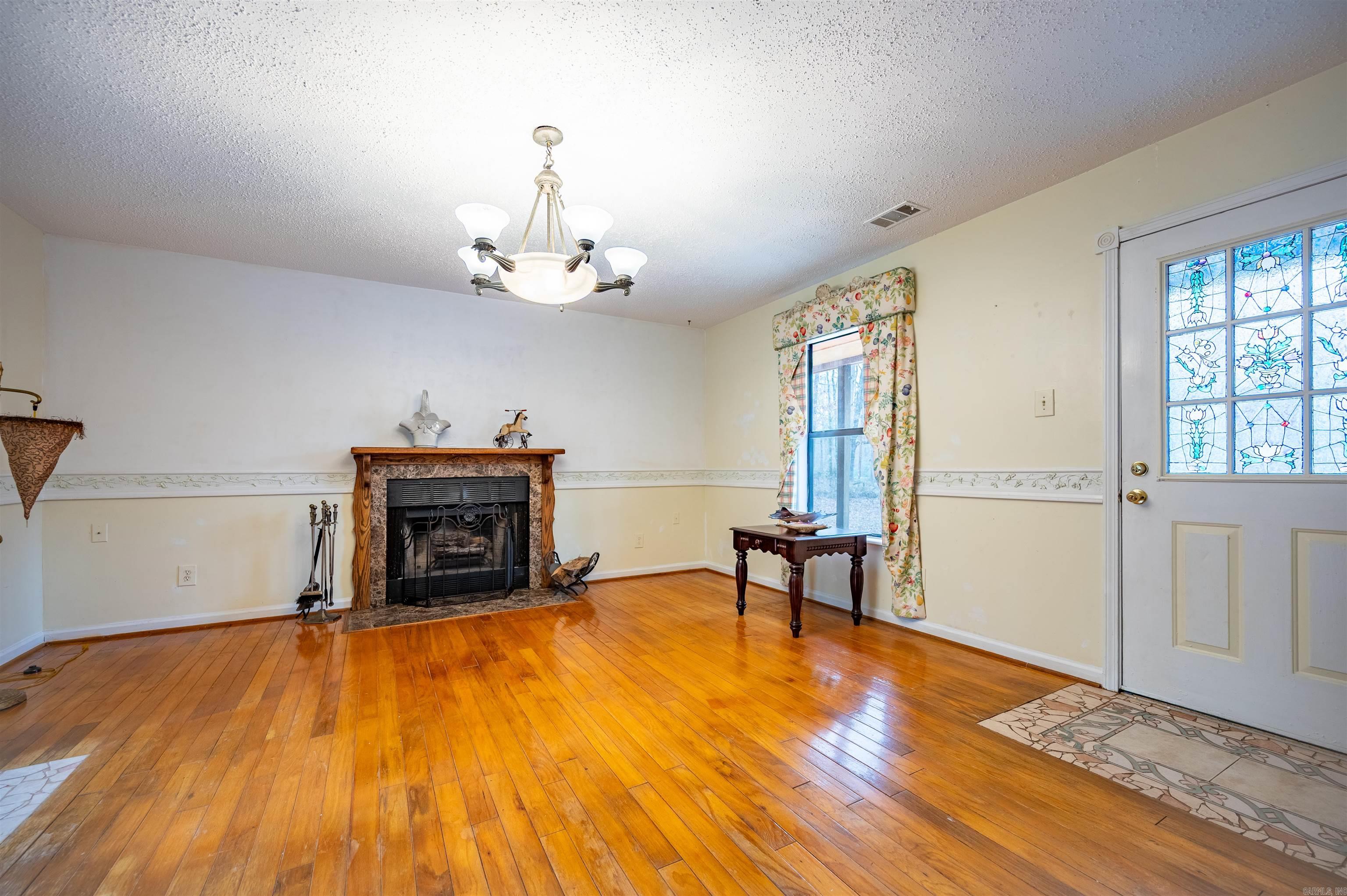 Oak Ridge - Residential