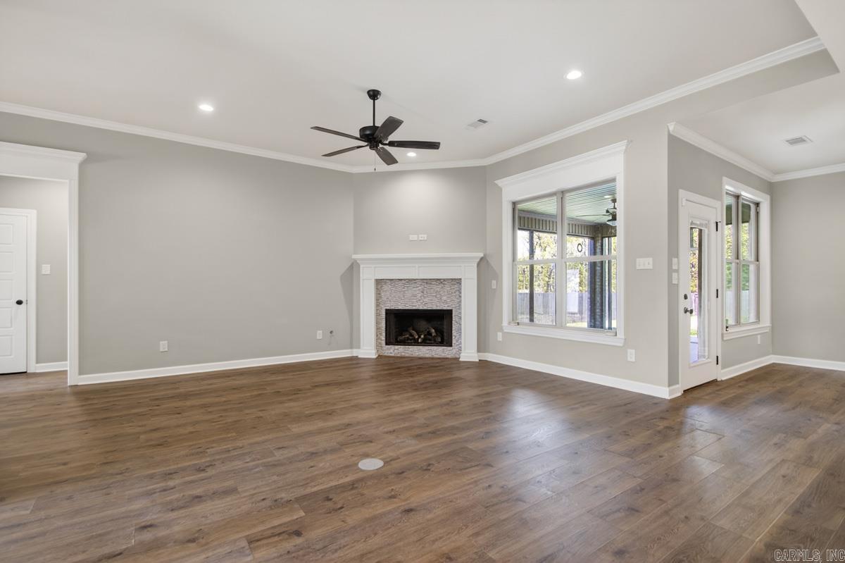 MILLERS GLENN - Residential