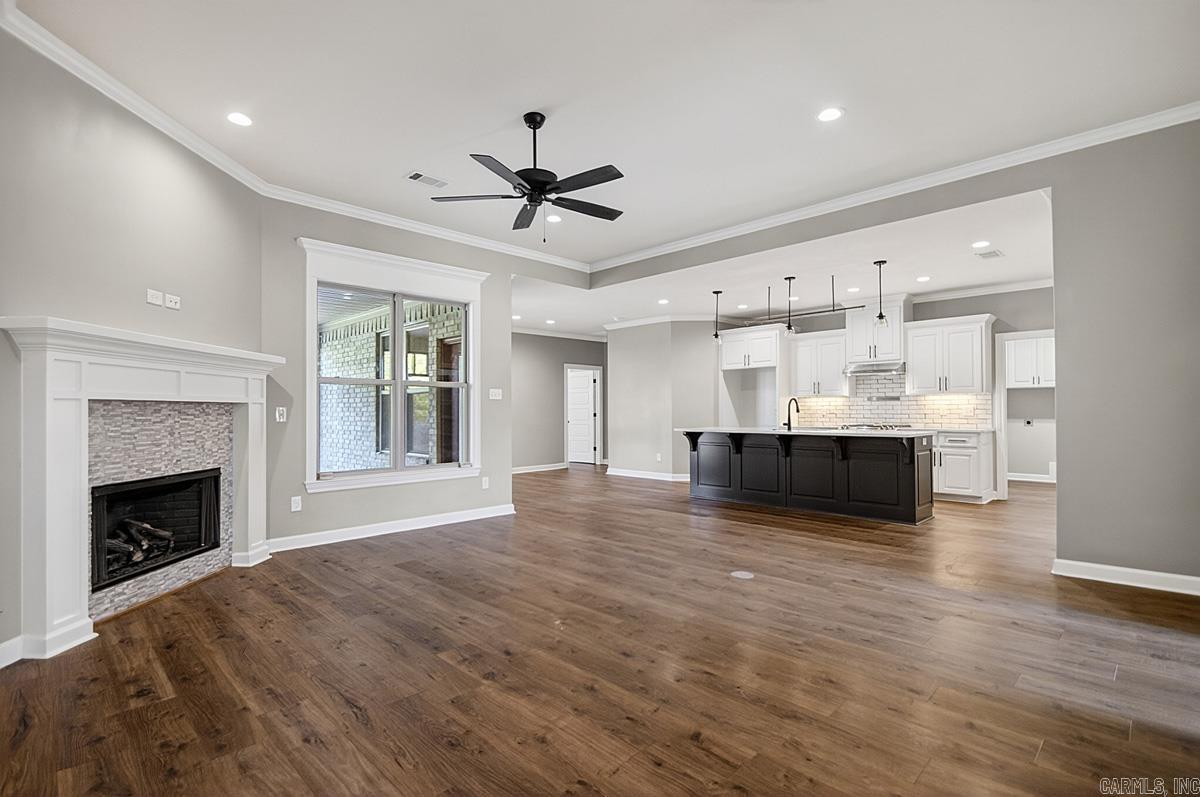 MILLERS GLENN - Residential