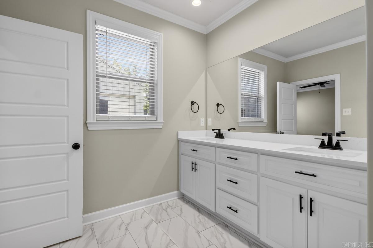 MILLERS GLENN - Residential