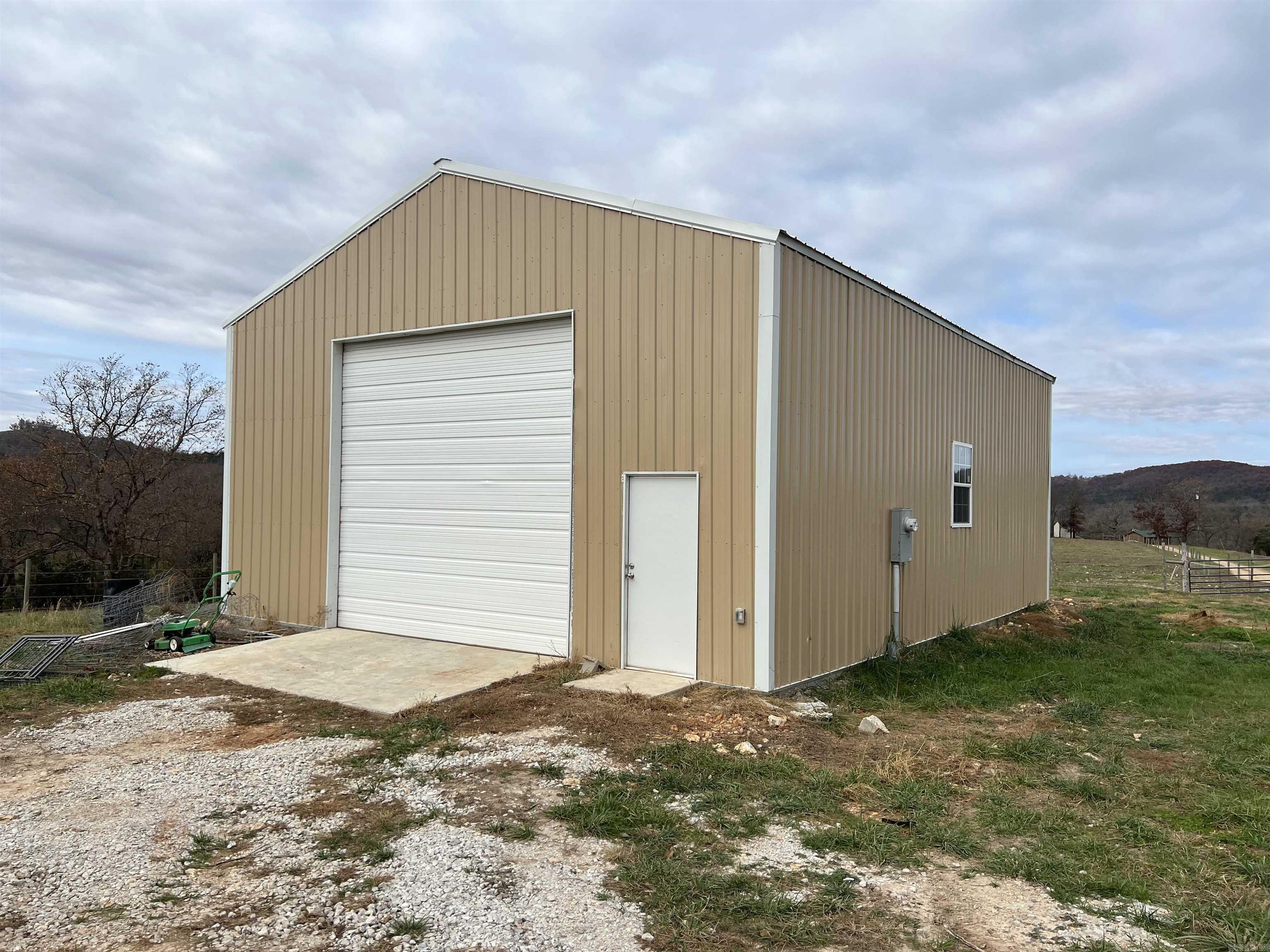 Metes & Bounds - Residential