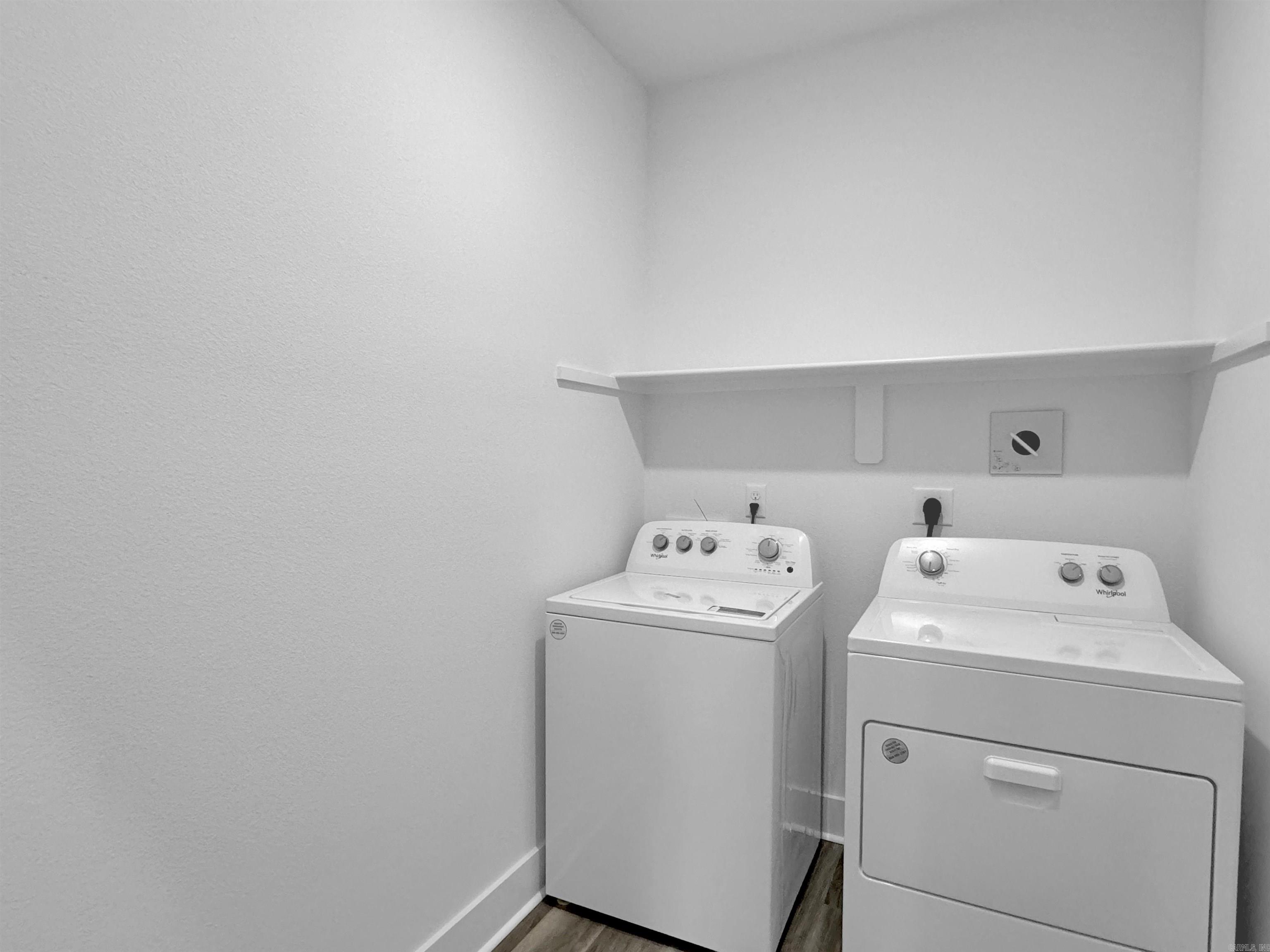 THE RESERVE AT COUNTRY CLUB PHAS - Residential