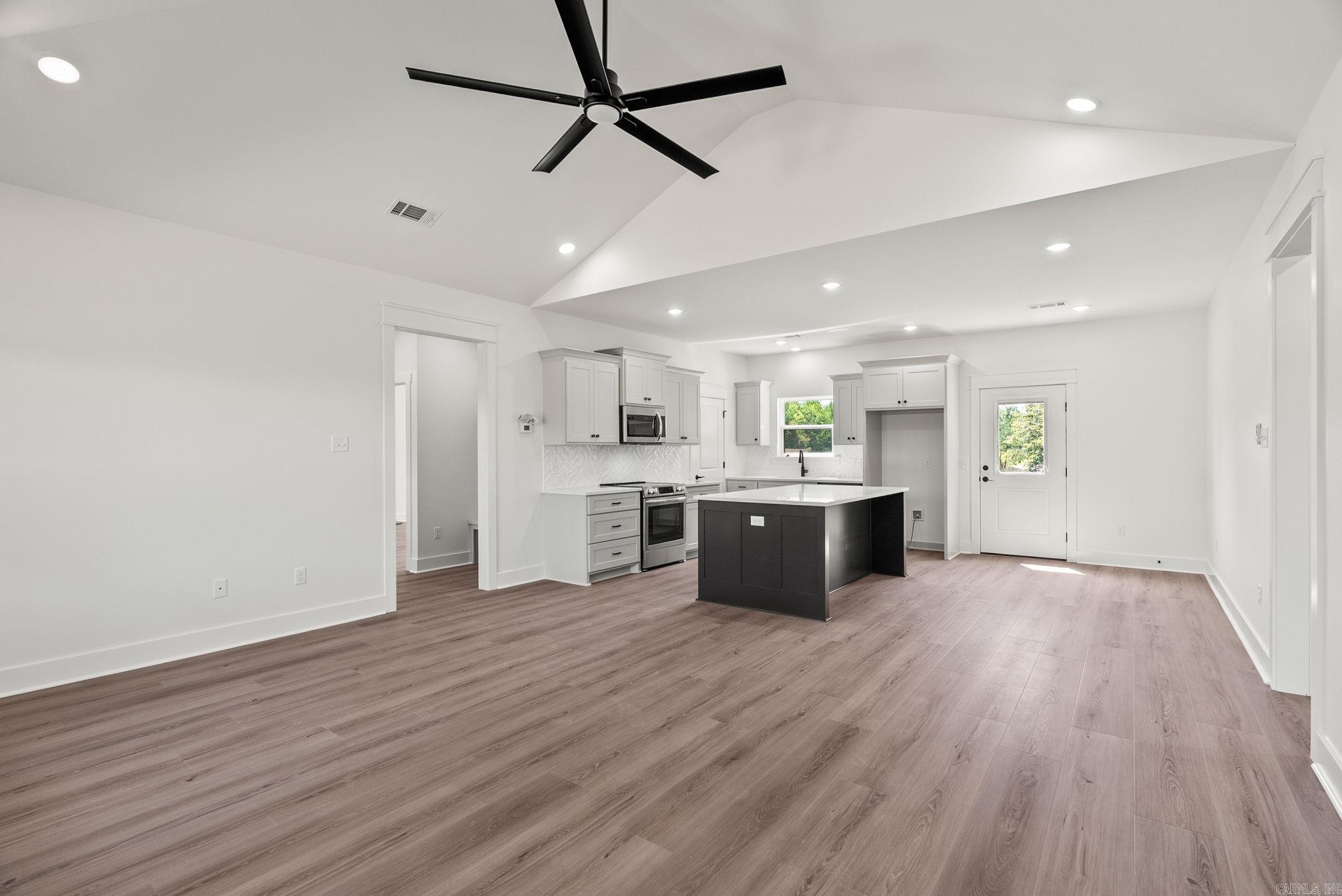 SUMMERLYN SUBDIVISION - Residential