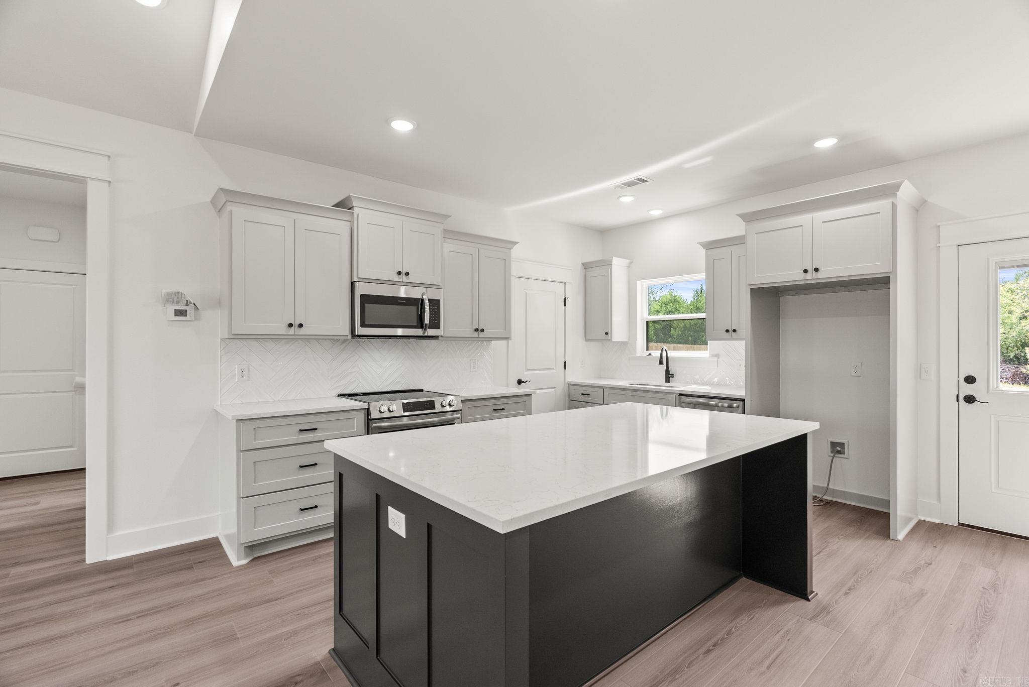 SUMMERLYN SUBDIVISION - Residential