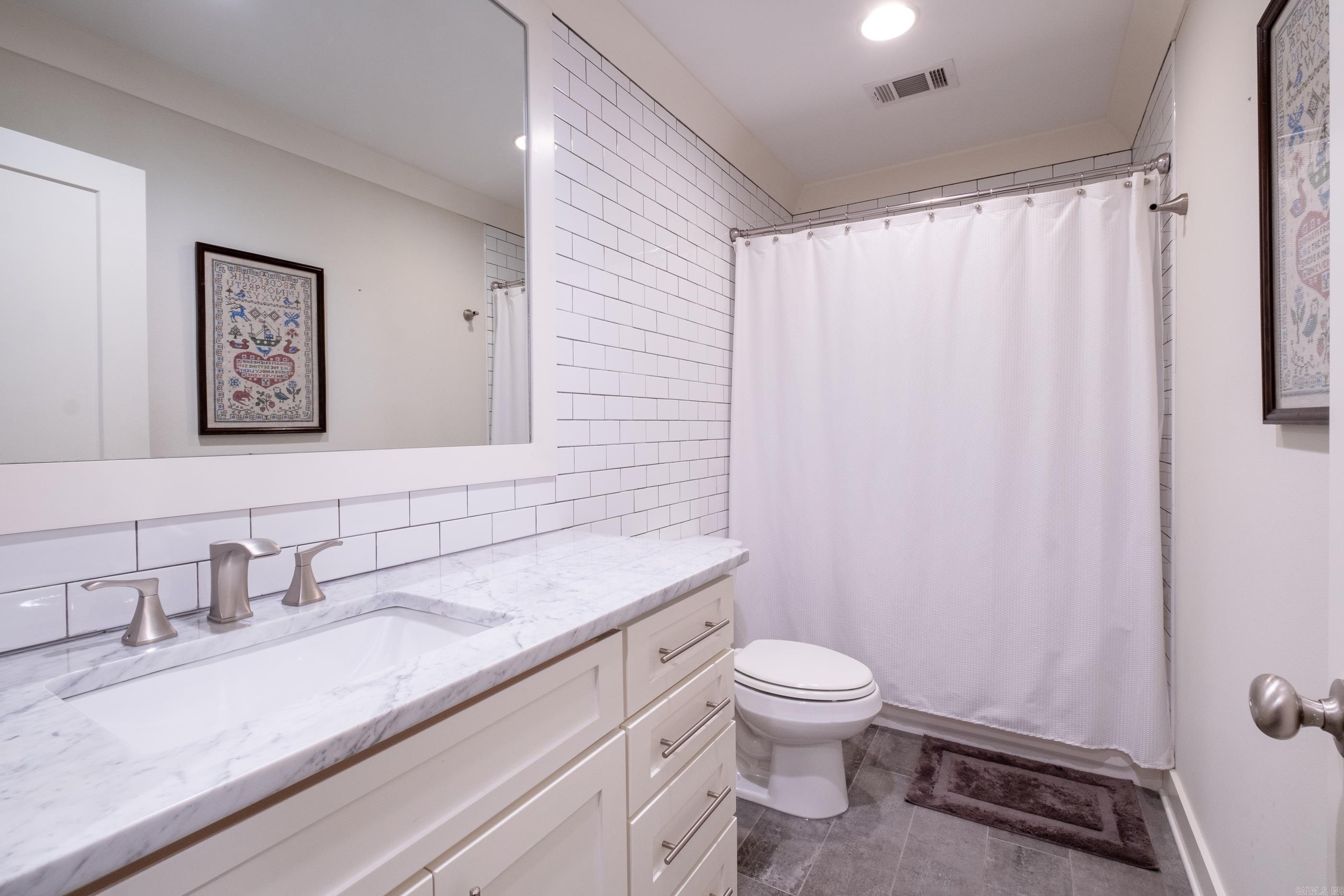 WILDWOOD PLACE - Residential