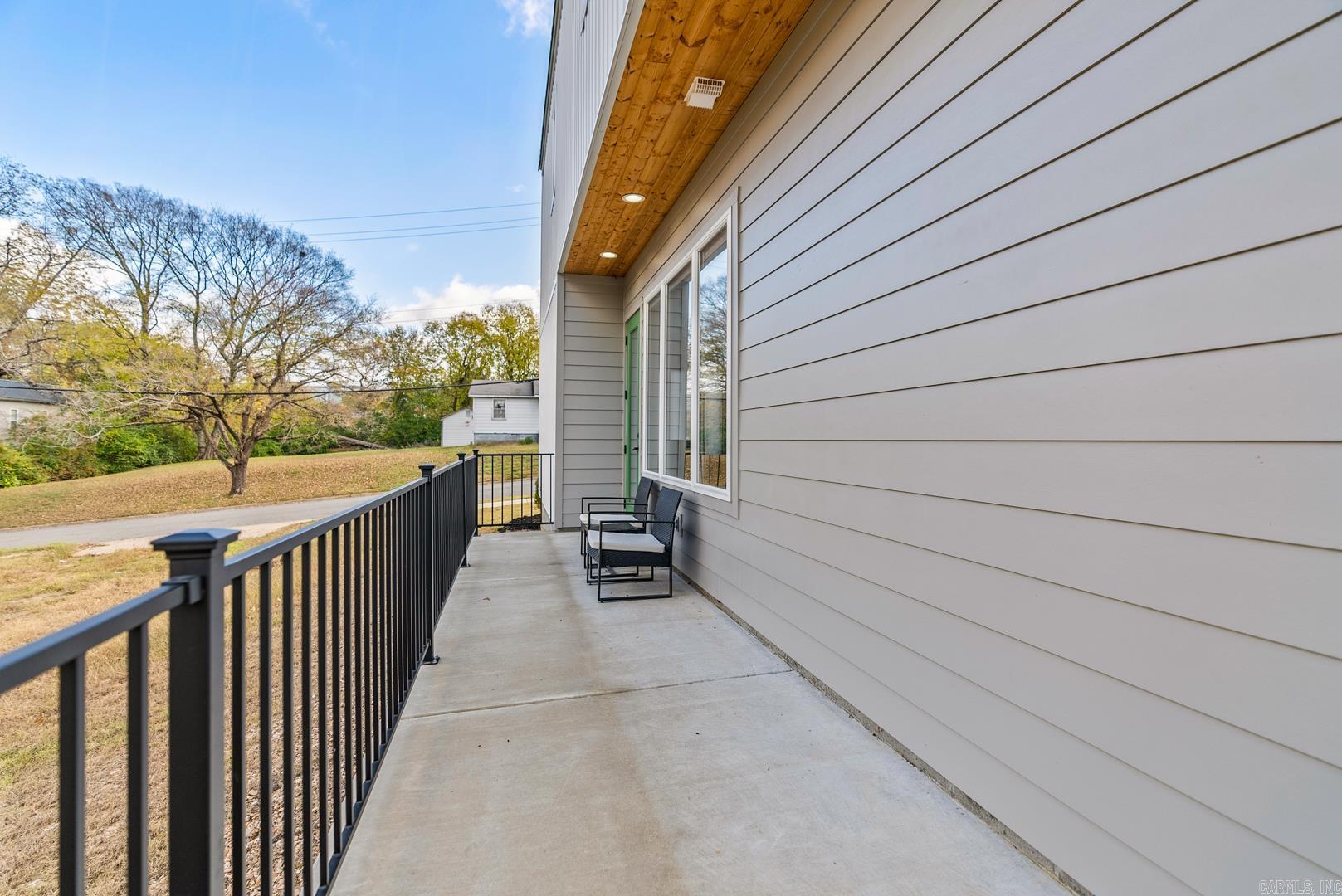 COTTAGES ON PARK II - Residential