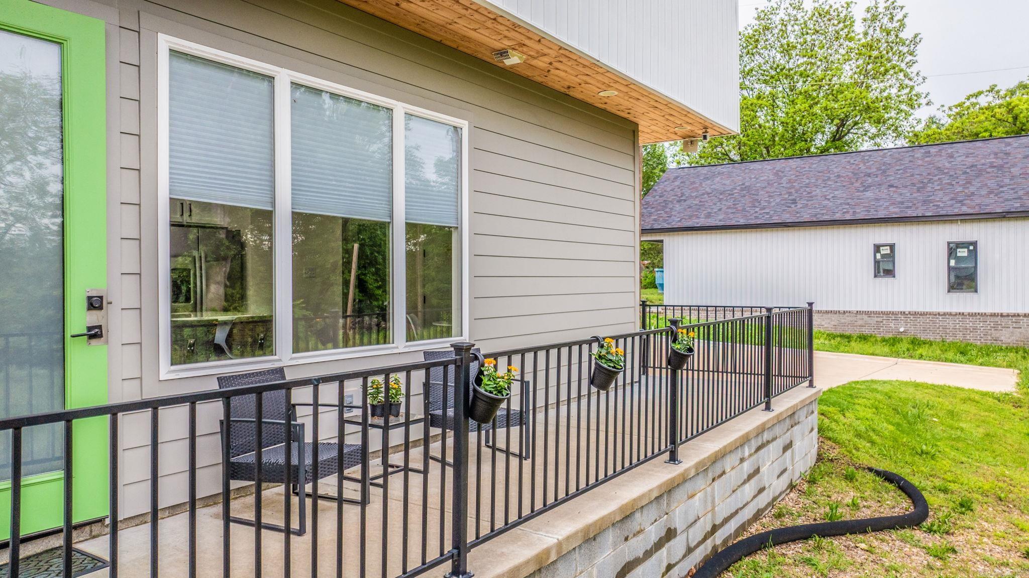 COTTAGES ON PARK II - Residential