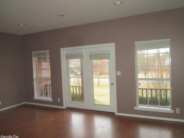 Lone Pine - Residential