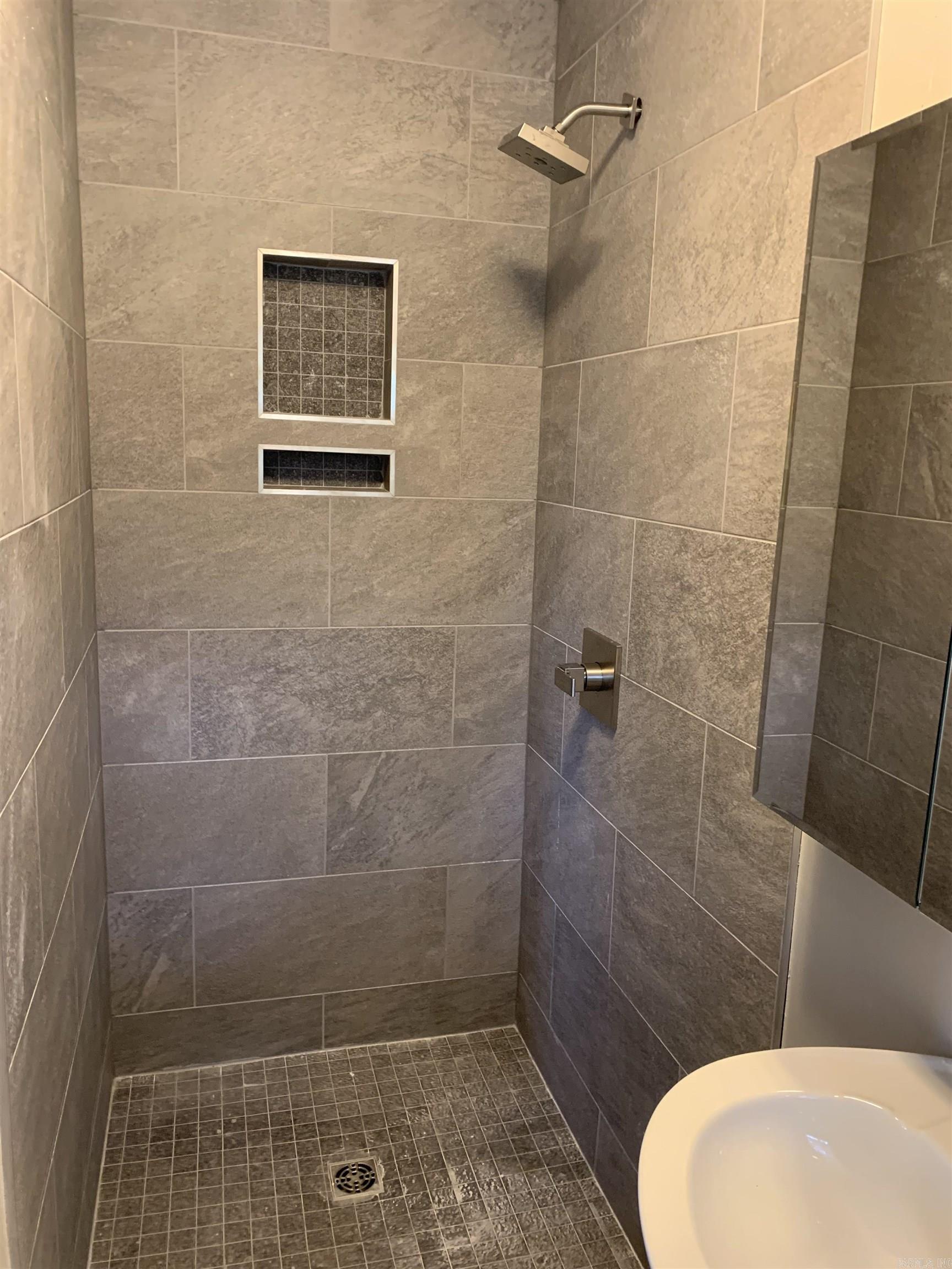 Sherwood Forest - Residential Lease