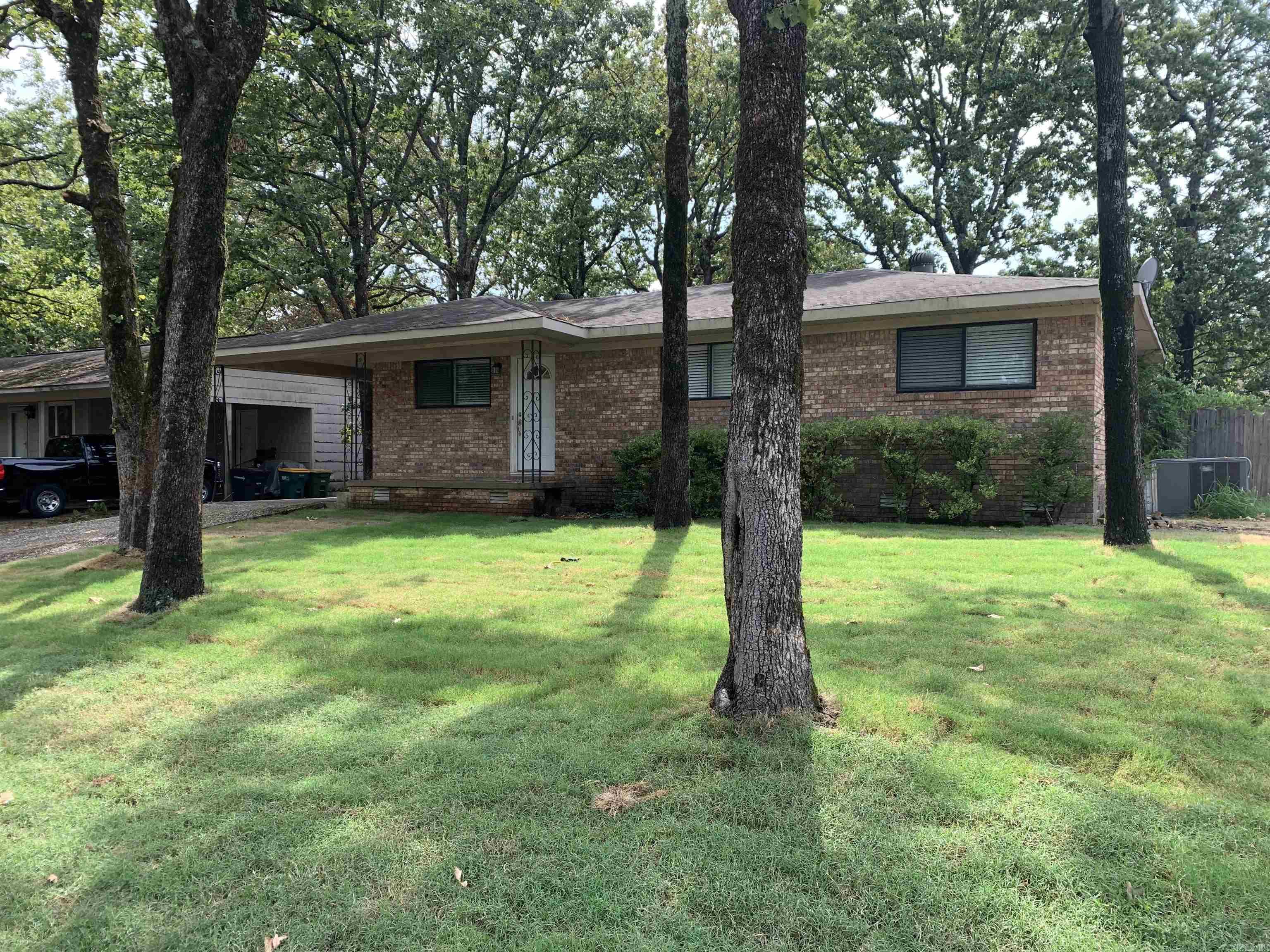 Sherwood Forest - Residential Lease