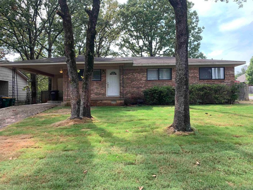 All brick 3 bedroom 2 bath home in the heart of Sherwood. Updated flooring, countertops, and bathrooms. Large fully fenced back yard with a shop w/electric and outside storage. Perfect for a growing family.